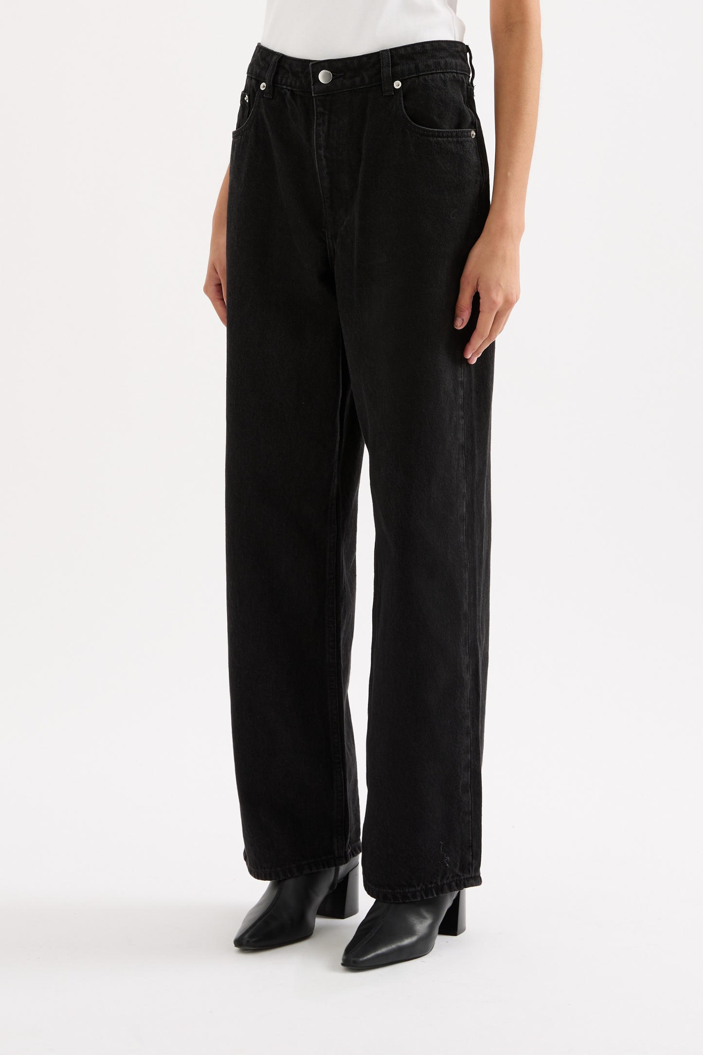 Organic Relaxed Leg Jean