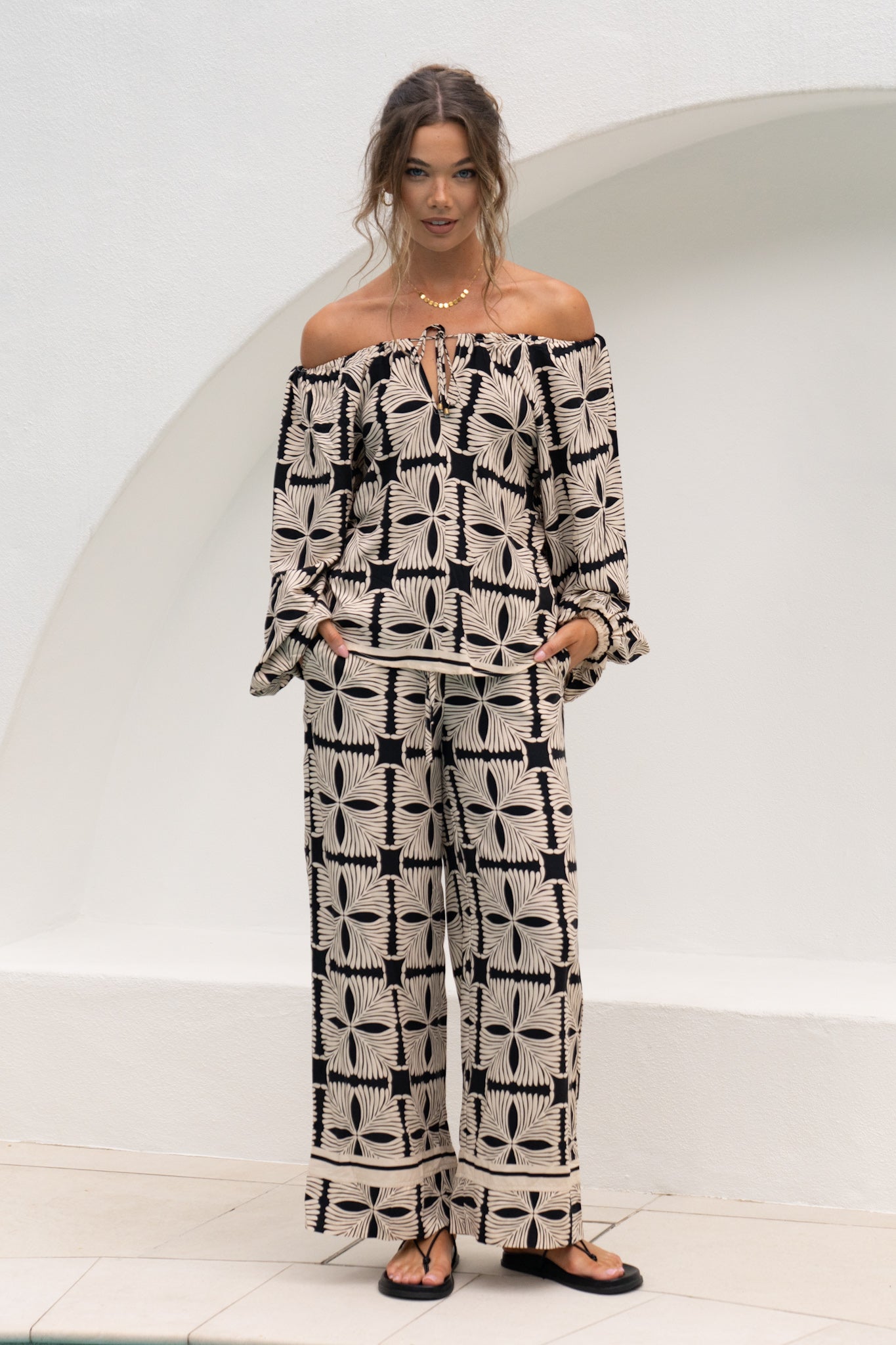 Soraya Black Beige Abstract Pants