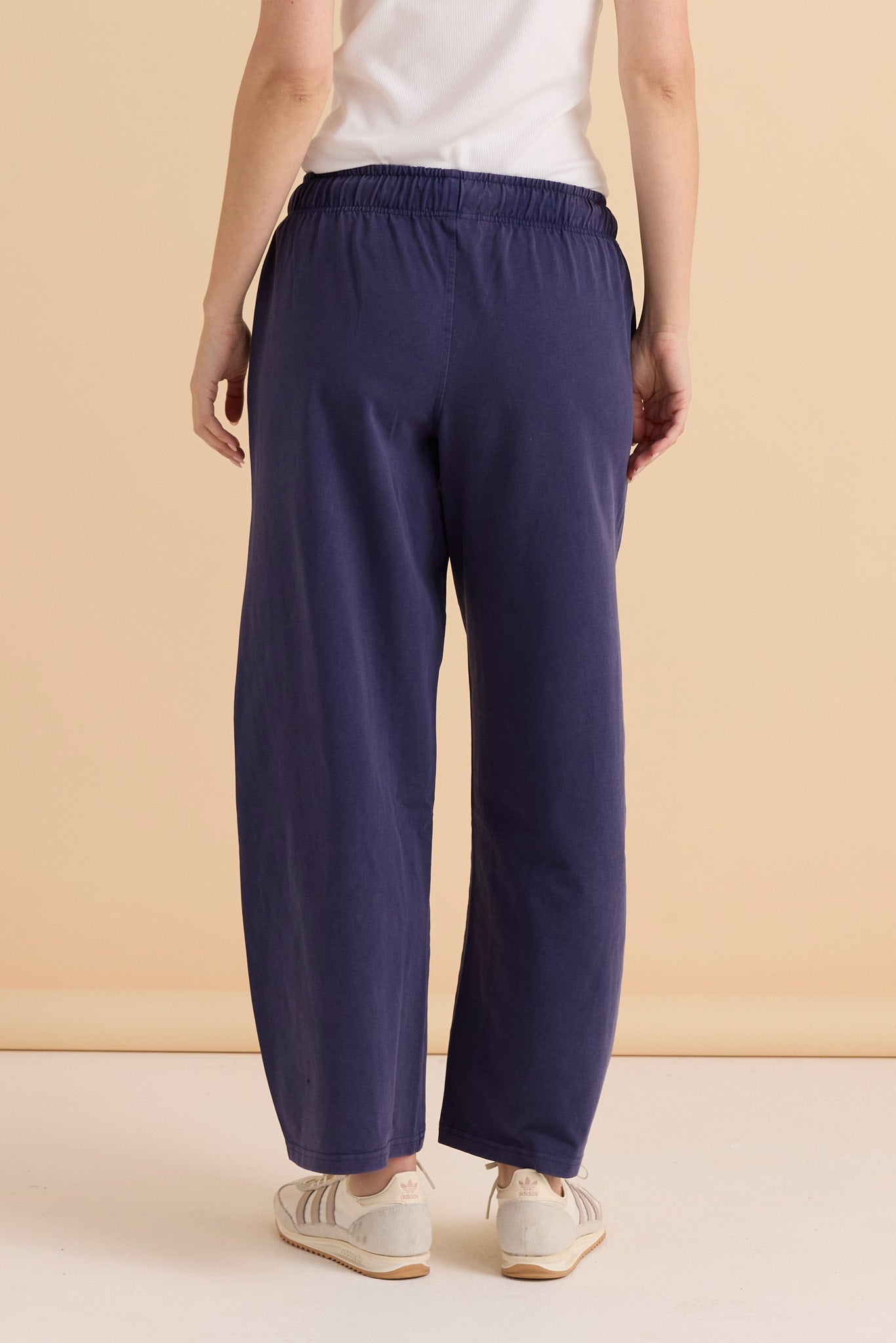 Barrel Leg Sweatpant - Navy