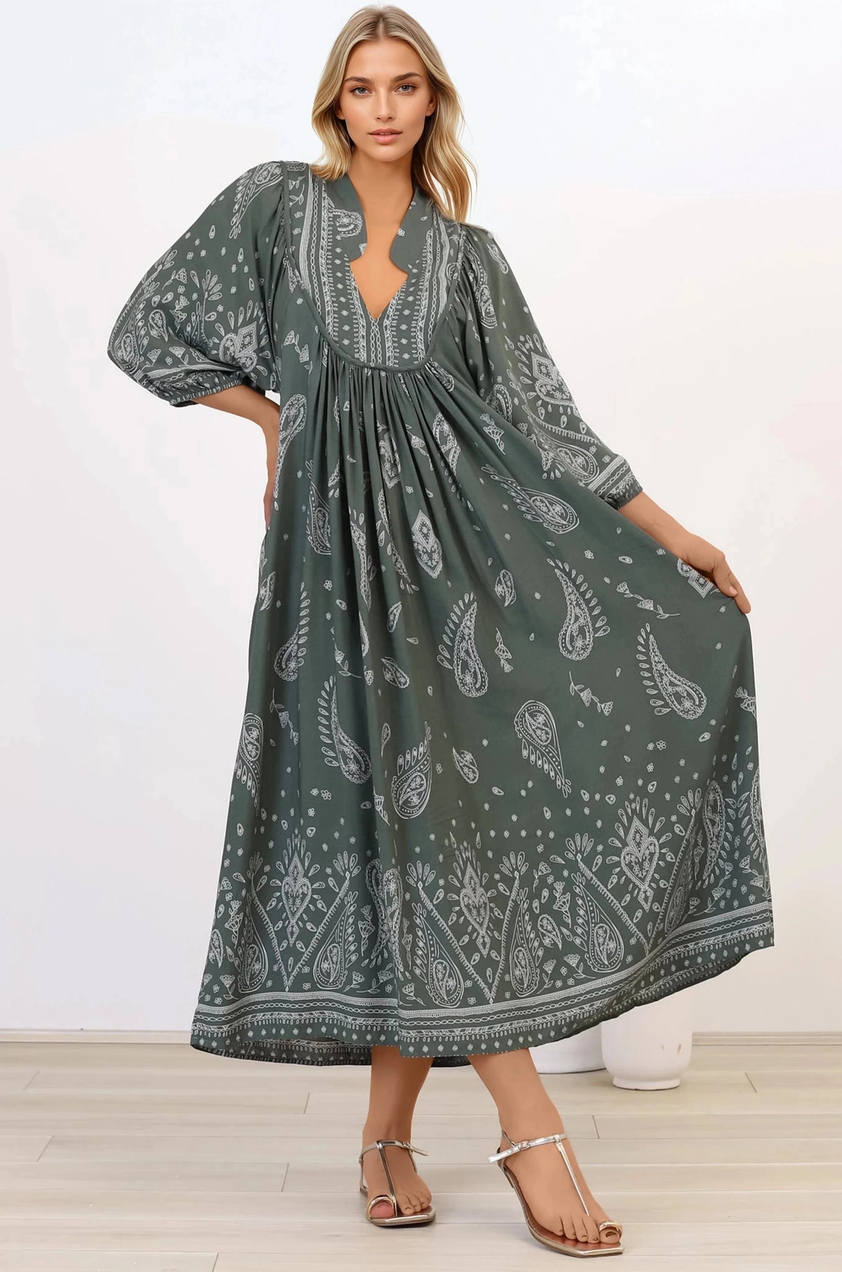 Jaase - Boheme Midi Dress: Piping Defined Bust Slimline Smock Dress In Constance Print