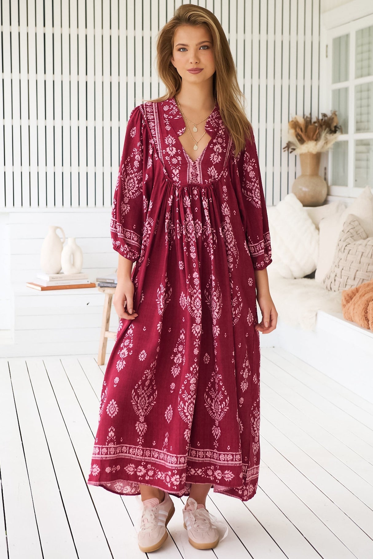 Jaase - Boheme Midi Dress: Piping Defined Bust 3/4 Sleeve Smock Dress In Rhubarb Kiva Print