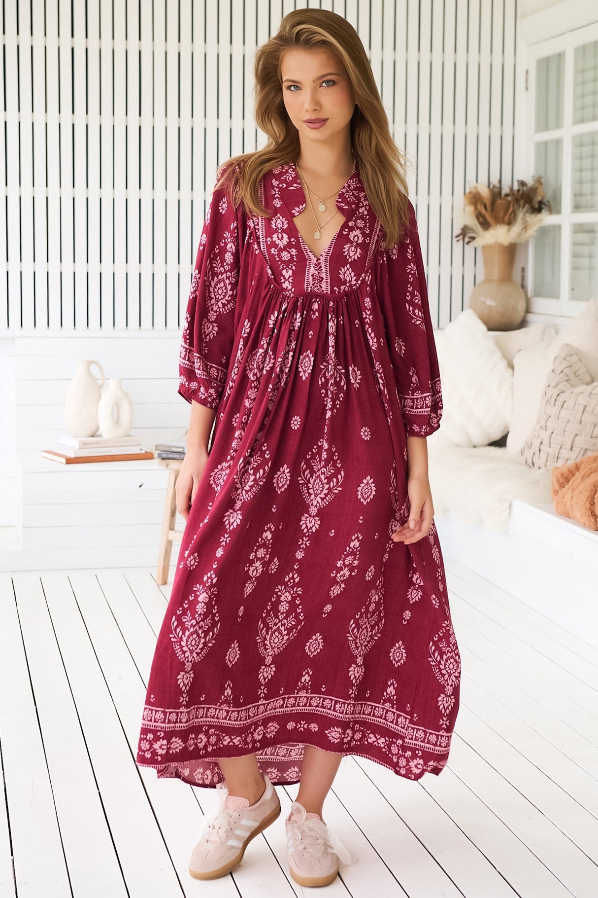 Jaase - Boheme Midi Dress: Piping Defined Bust 3/4 Sleeve Smock Dress In Rhubarb Kiva Print