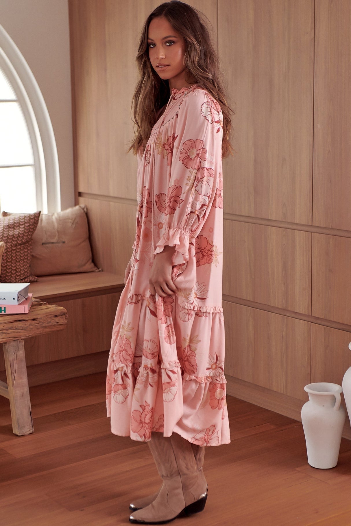 Jaase - Briana Midi Dress: Pink Floral Oversized Buttoned Dress With Waist Tie And Frill Splicing In Beliss Print