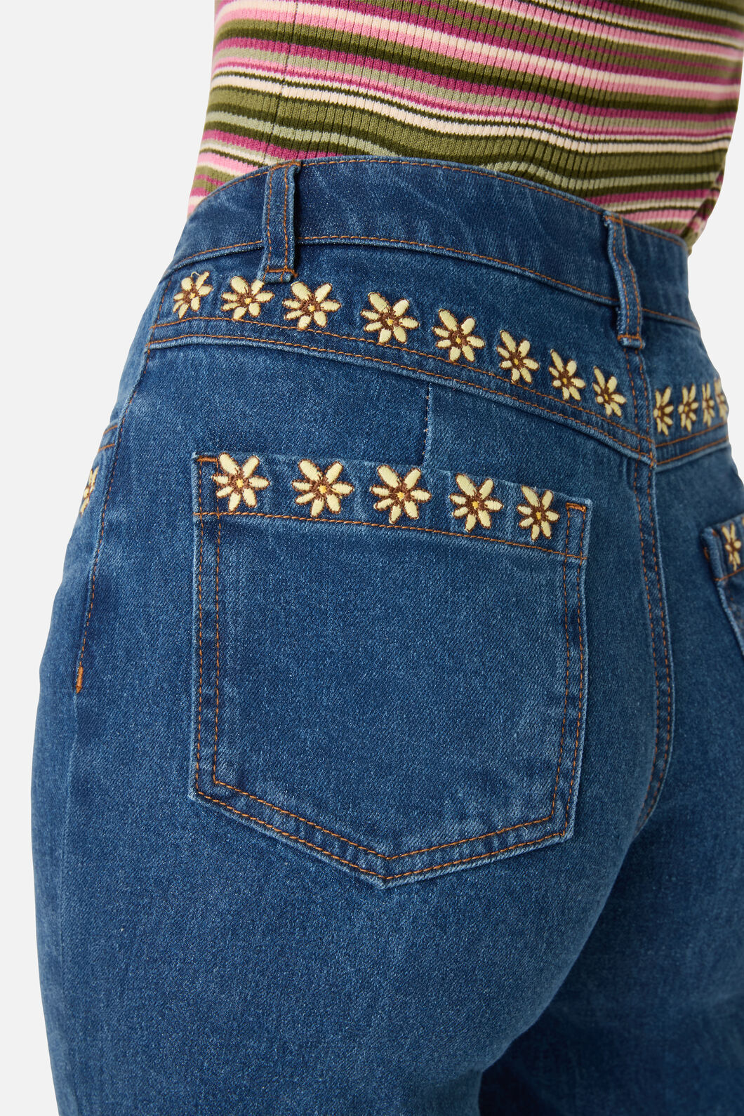 Leonie Daisy Emb Jean