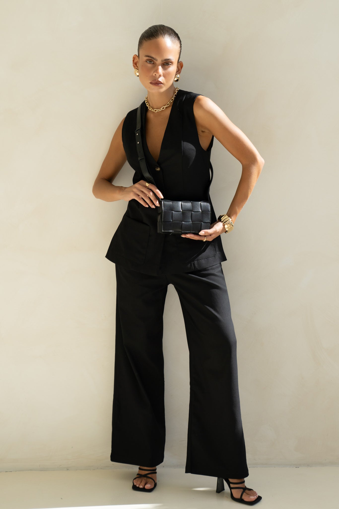 Keke Black Linen Blend Vest