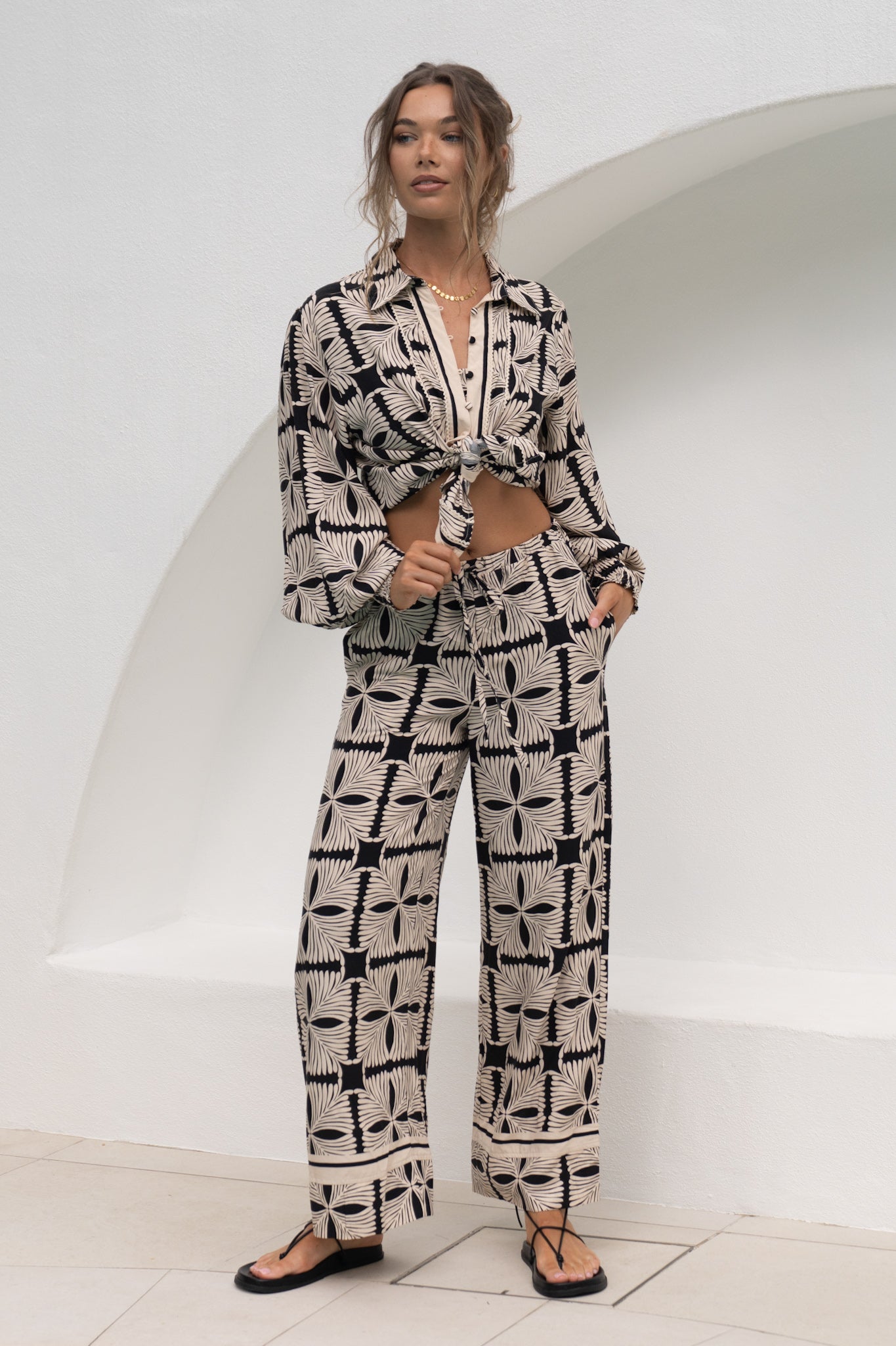 Soraya Black Beige Abstract Pants