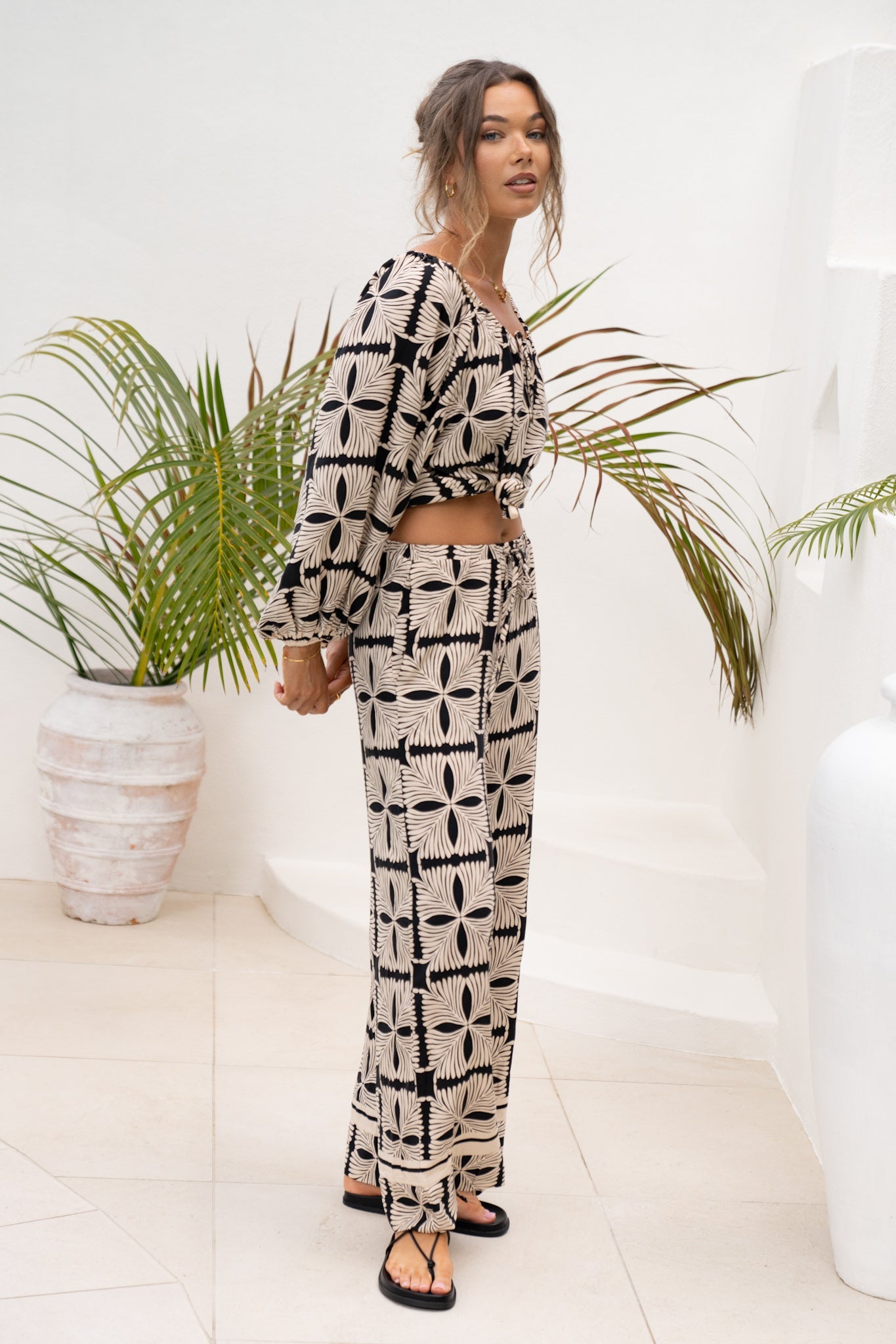 Soraya Black Beige Abstract Pants