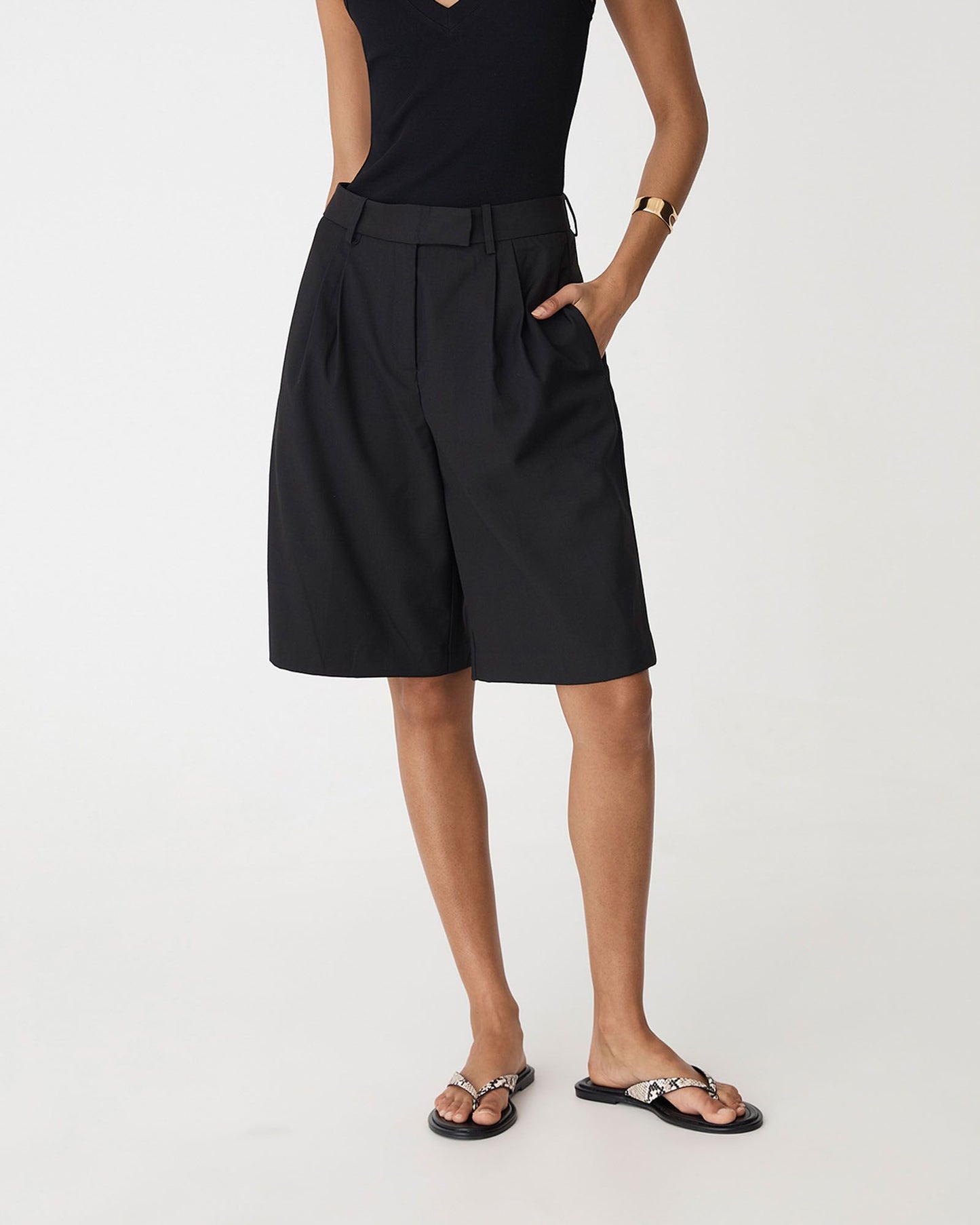 Sonique Tailored Short