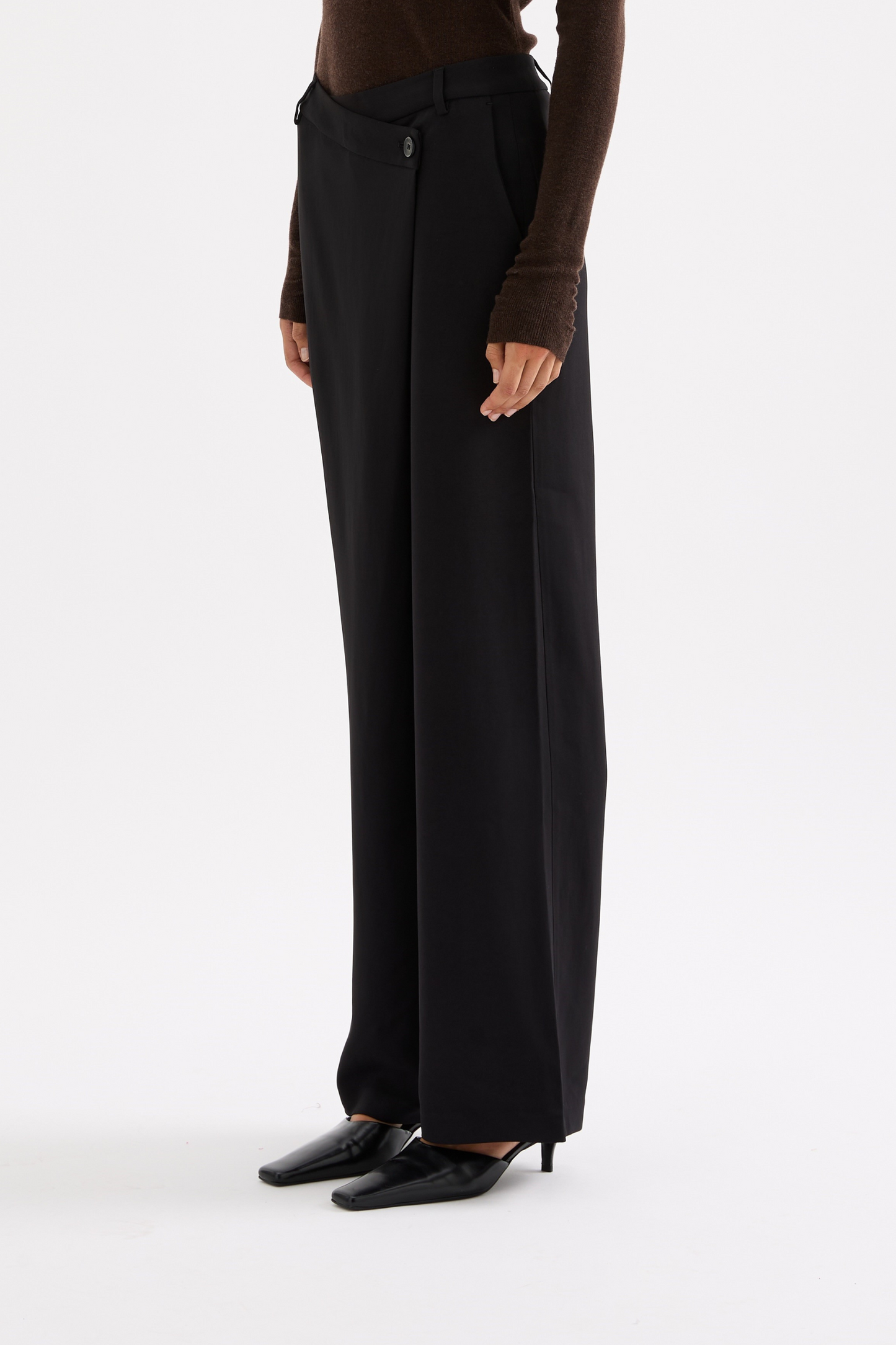 Isra Pant