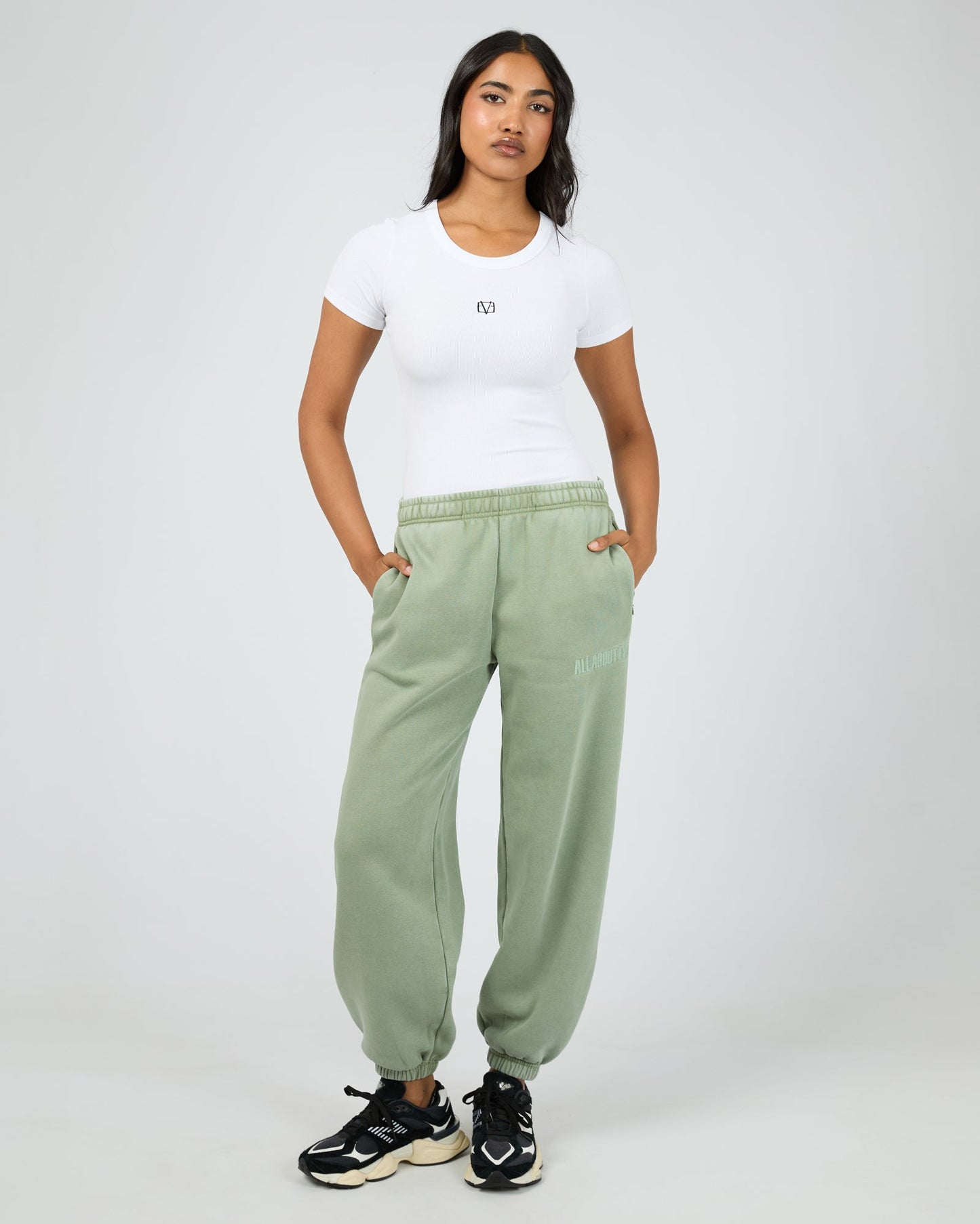 Vital Washed Trackpant Khaki