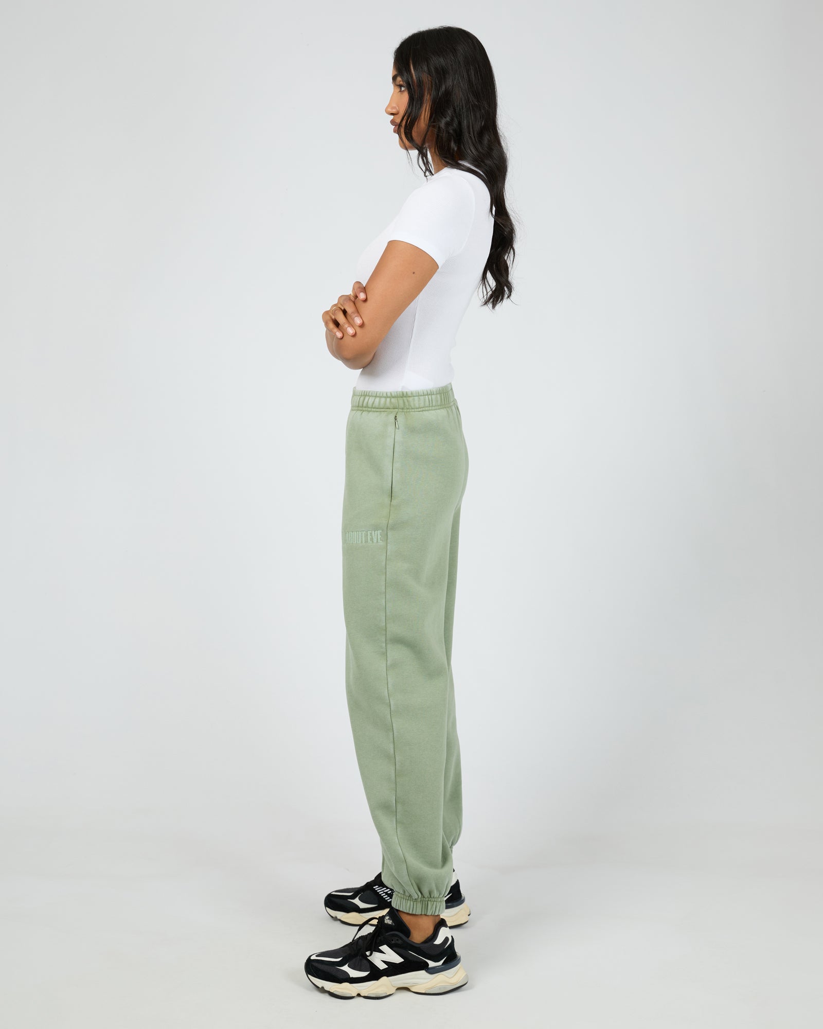 Vital Washed Trackpant Khaki