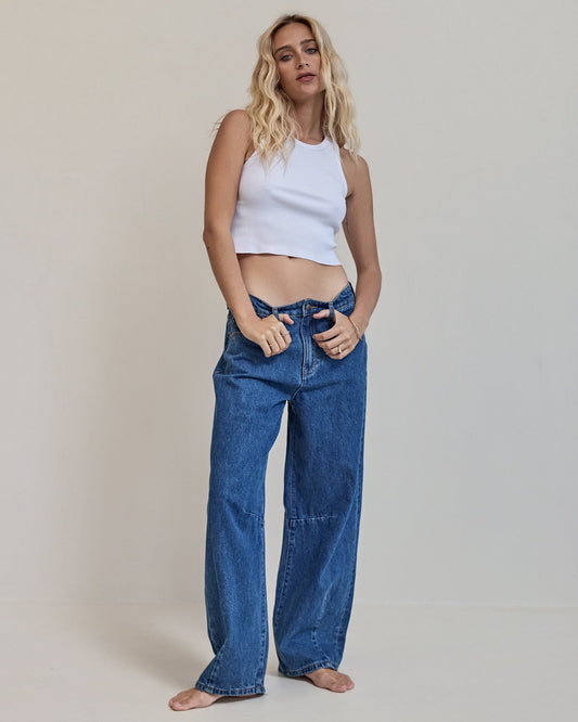 Hallie Barrel Leg Jean Heritage Blue