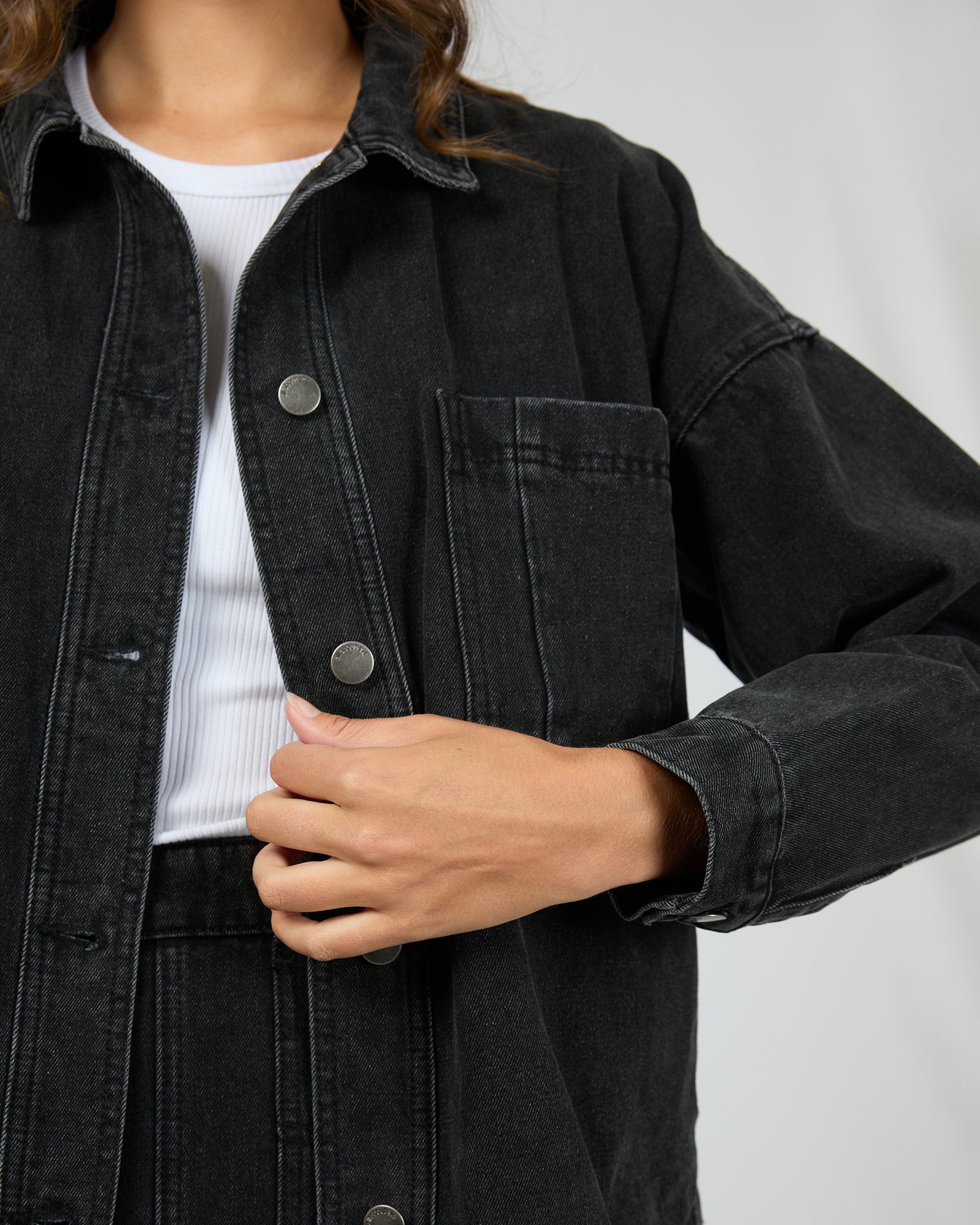 Dale Shacket Washed Black