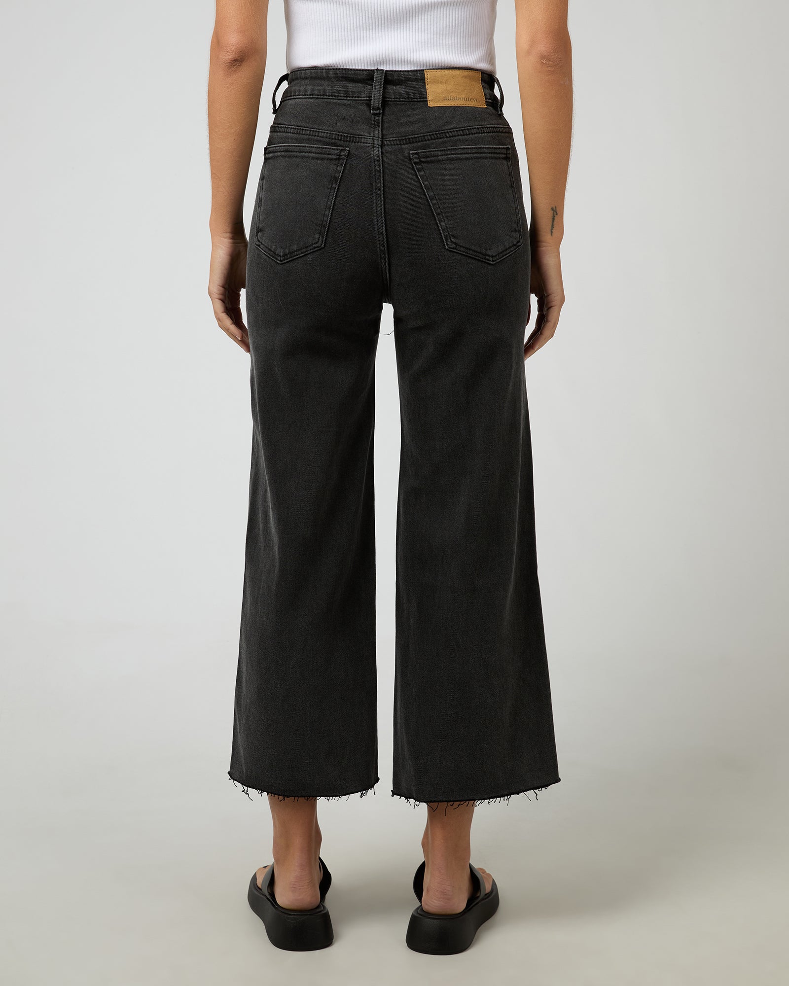 Charlie High Rise Wide Leg Washed Black