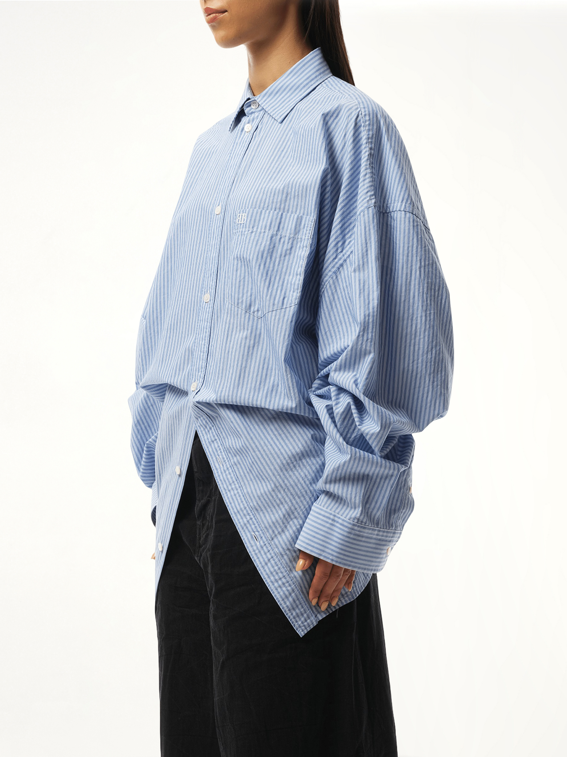 Long Sleeve Knotted Shirt in Blue/White