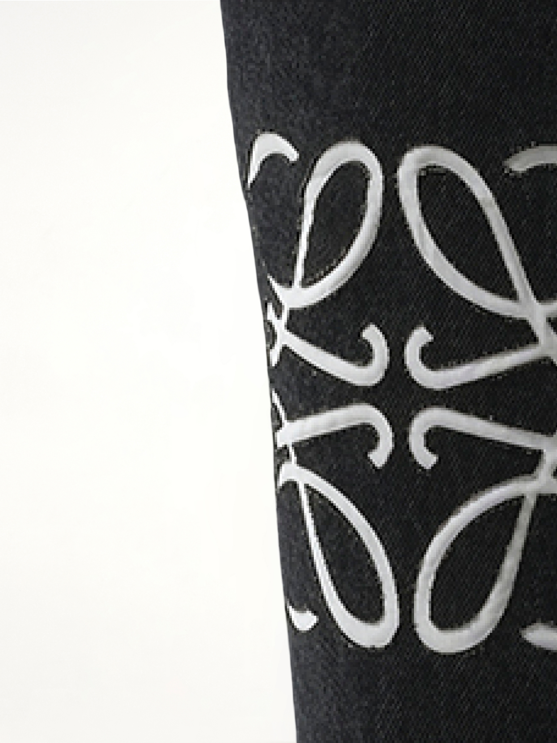 Anagram Baggy Jeans AF in Black