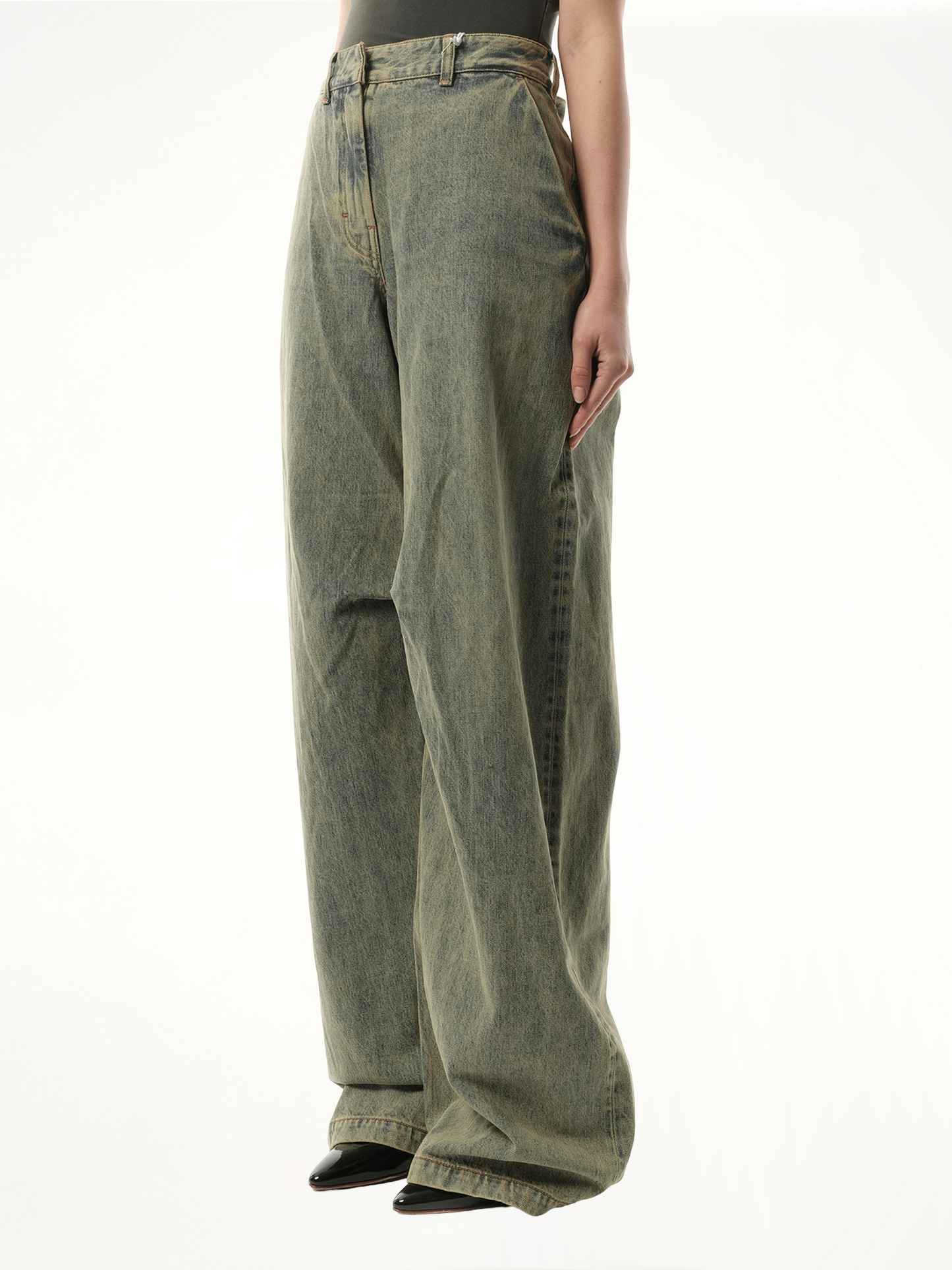 Dem Jeans in Surface Wave