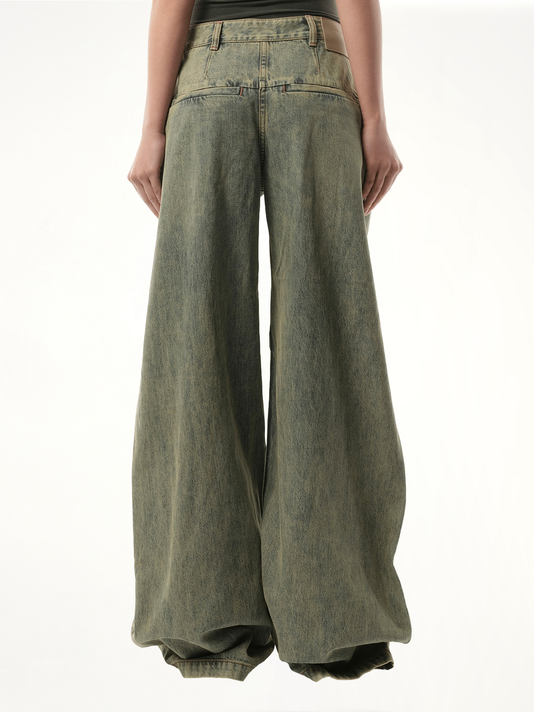 Dem Jeans in Surface Wave