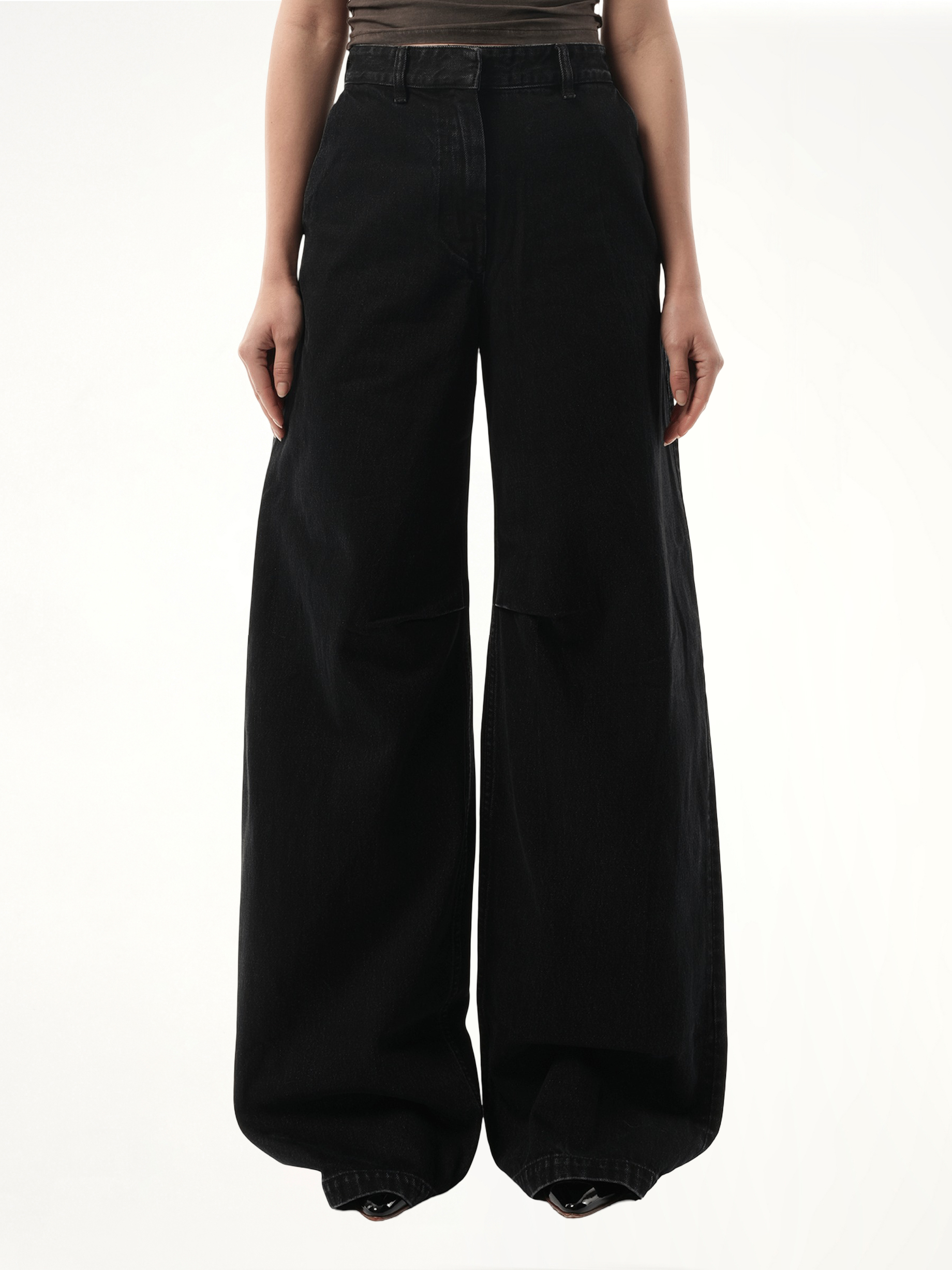 Dem Jeans in Magnetite