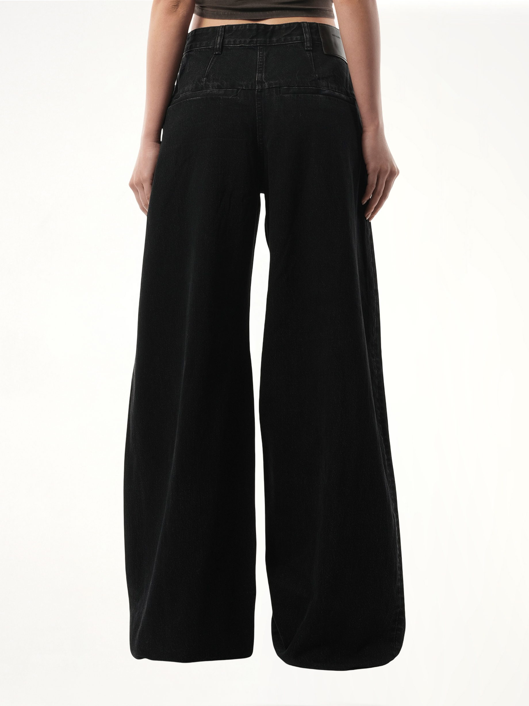 Dem Jeans in Magnetite