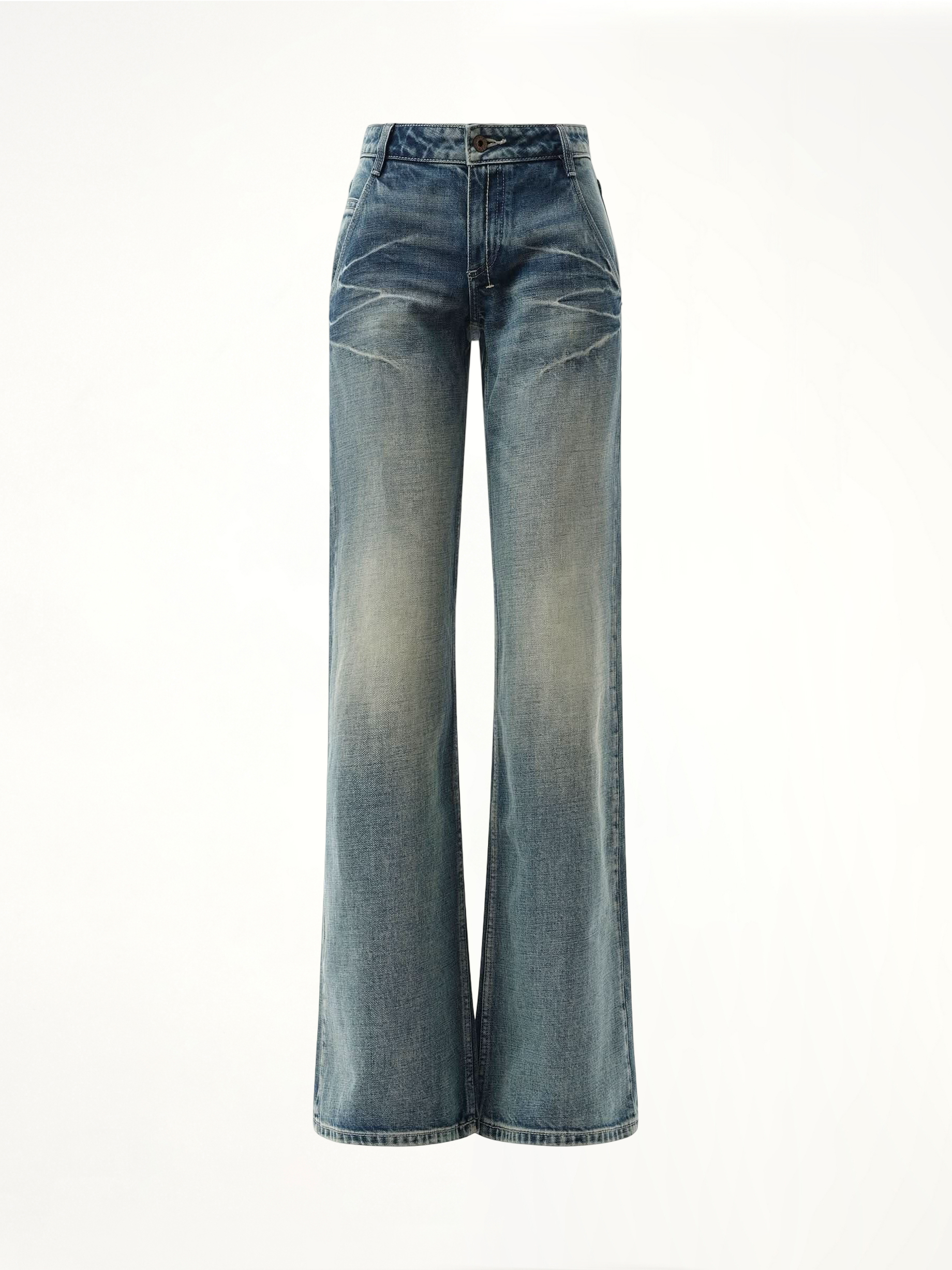 888 Low-Rise Oversized Jeans in Light Blue