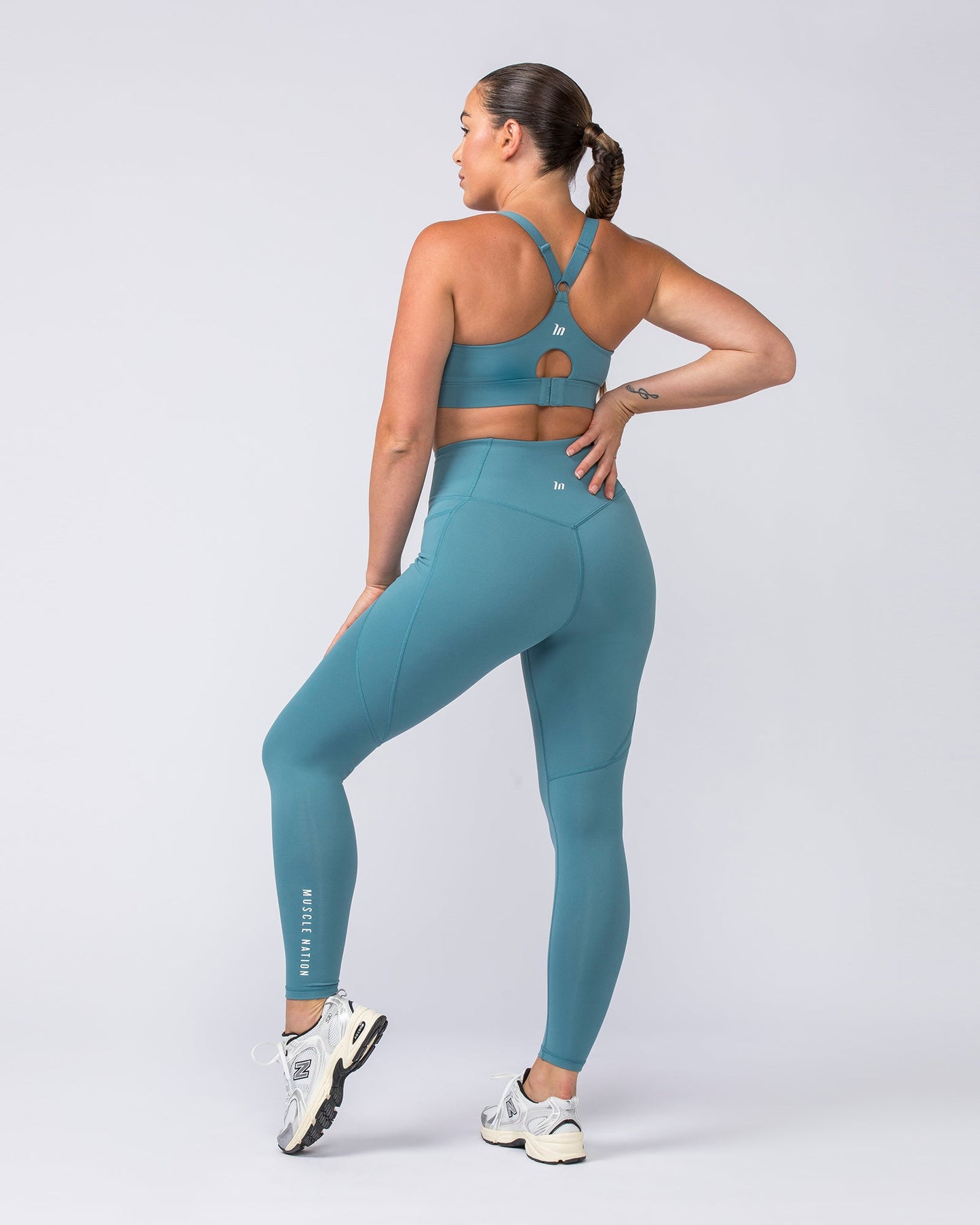 Signature Boost Pocket Ankle Length Leggings