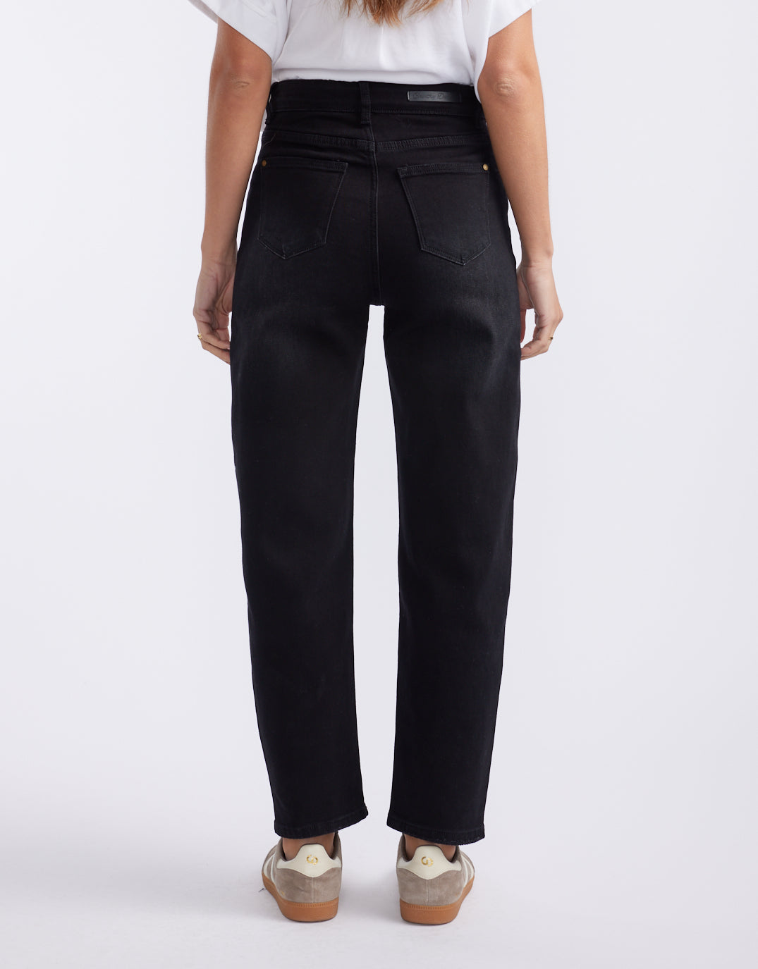 Harper Stretch Mum Barrel Jean - Black