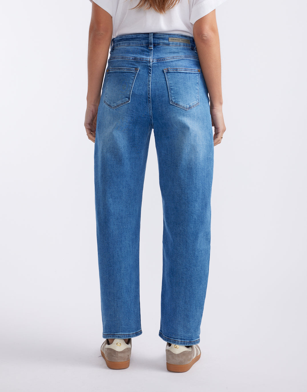 Harper Stretch Mum Barrel Jean - Mid Wash