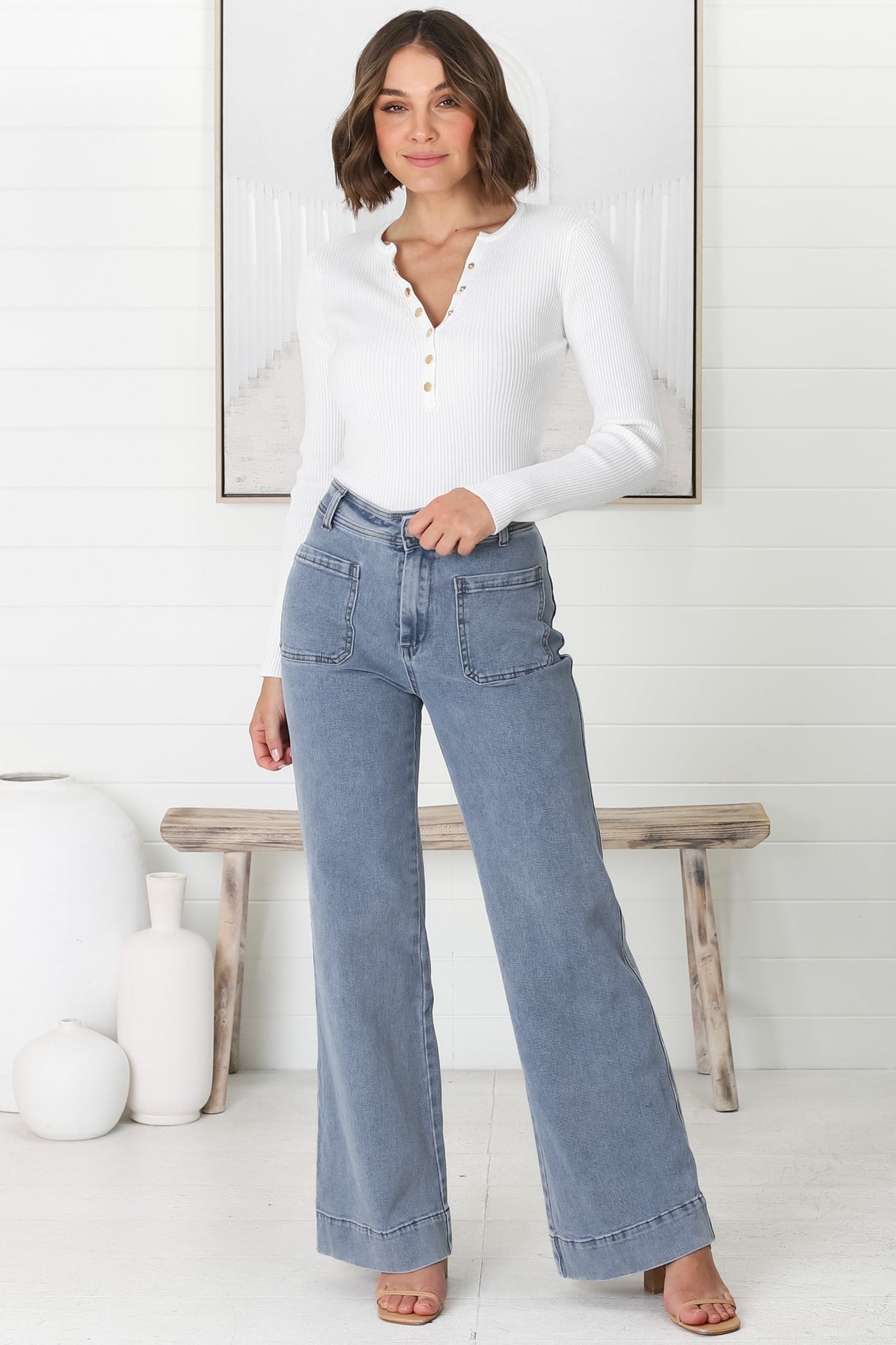 Farah Jeans - Highwaisted Flare Leg Stretch Jean In Light Denim