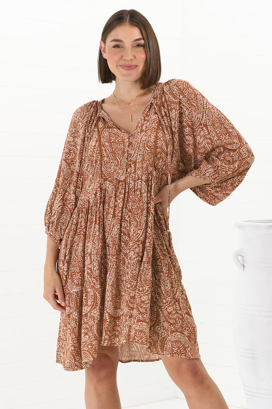 Juddy Mini Dress - Batwing Sleeve Smock Dress With Lace Detailing In Khalid Print Rust