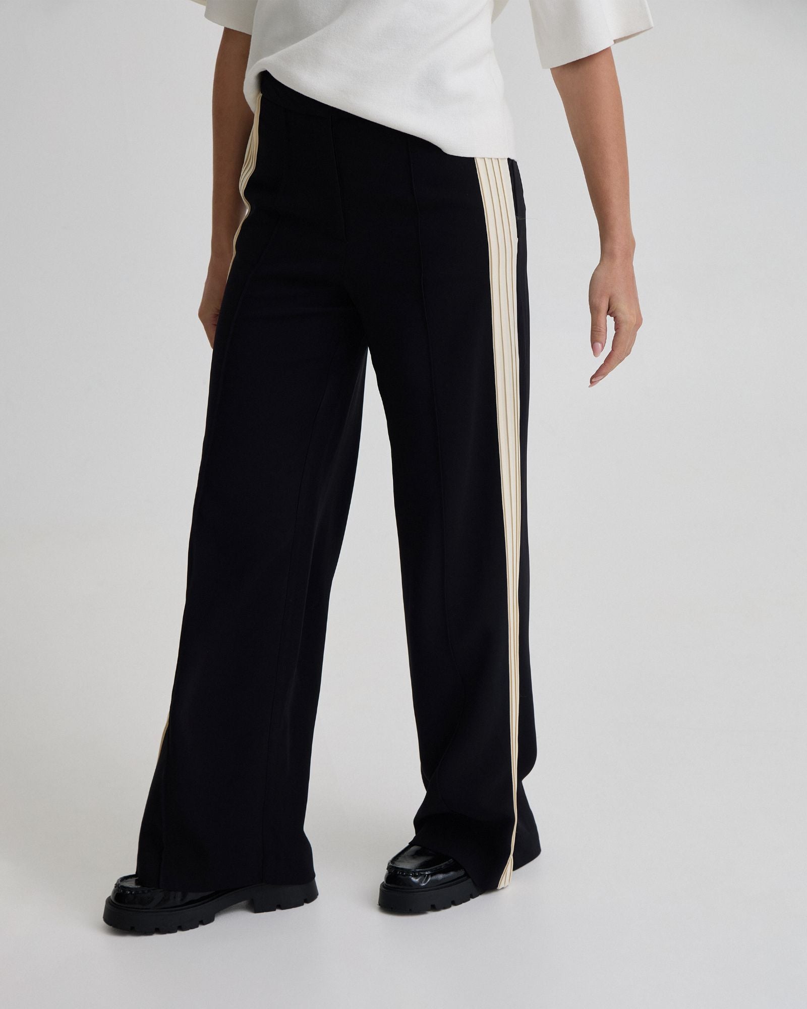 Ines Contrast Panel Pants
