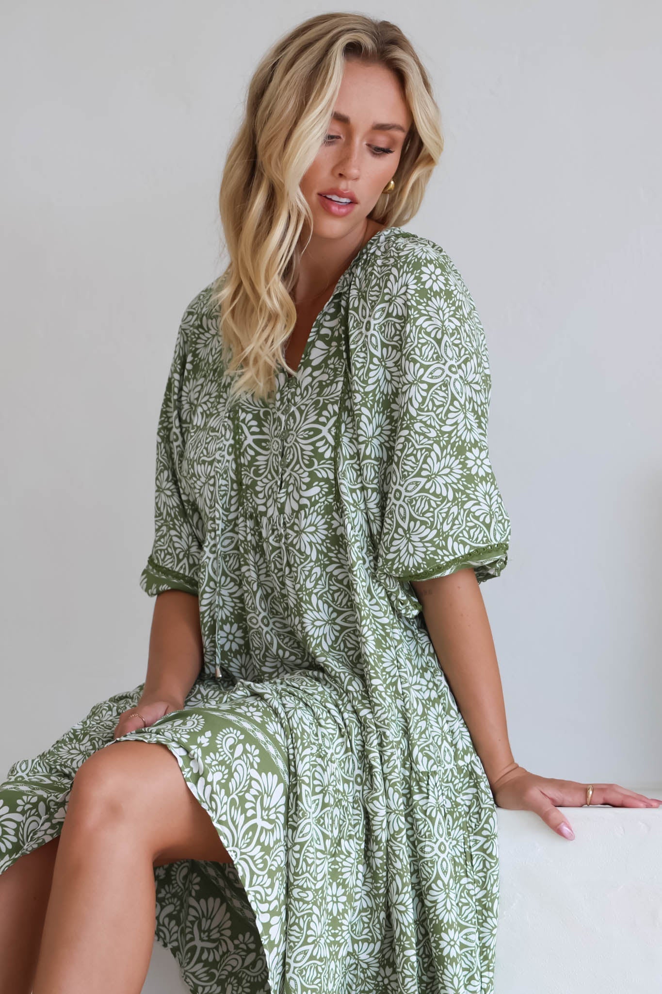 Kamali Midi Dress - Batwing Sleeve Smock Dress with Lace Detailing in Harley Print Green