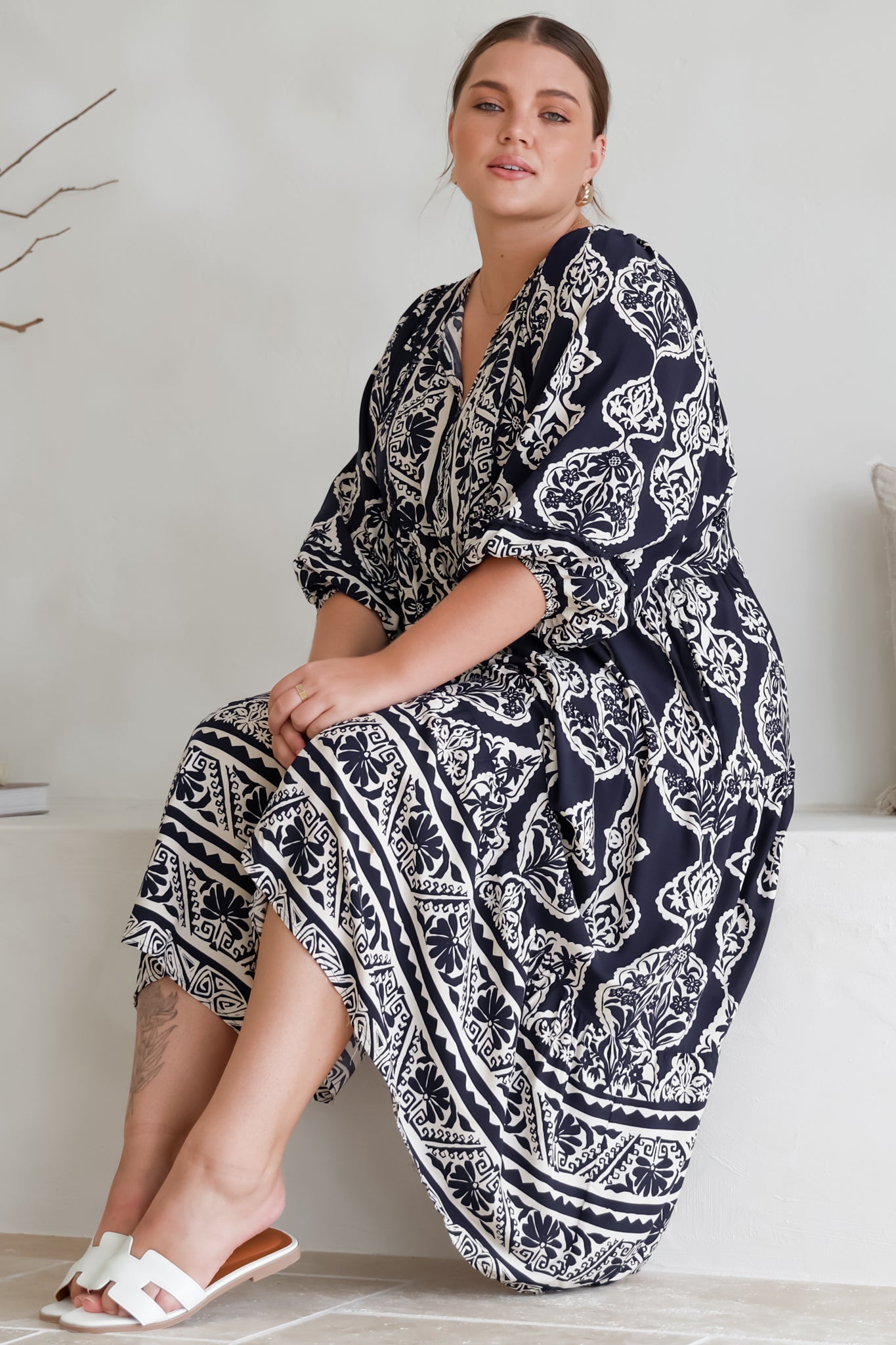 Kamali Midi Dress - Batwing Sleeve Smock Dress with Lace Detailing in Belle Print Navy
