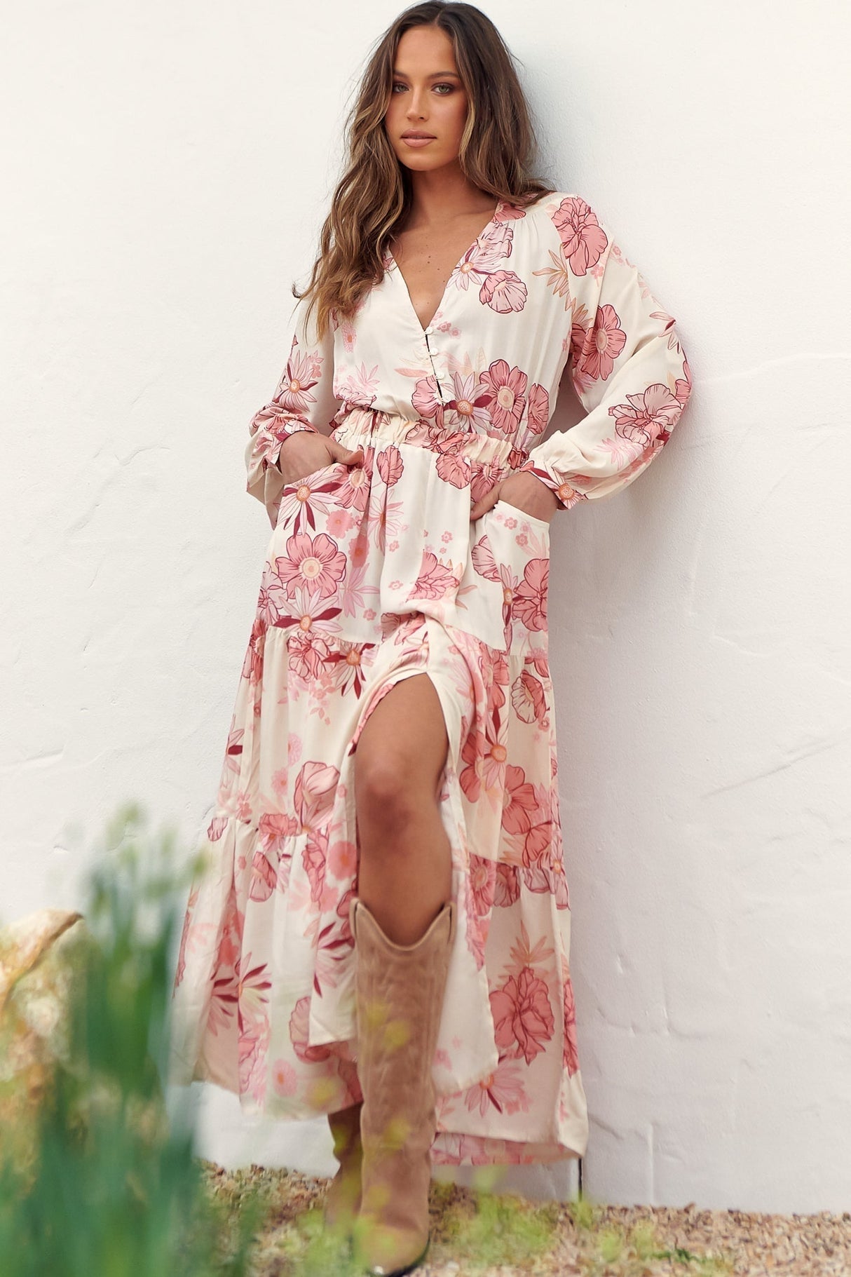 Jaase - Otto Maxi Dress: Deep V Neck Long Sleeve Dress With Pockets In Lucie Print