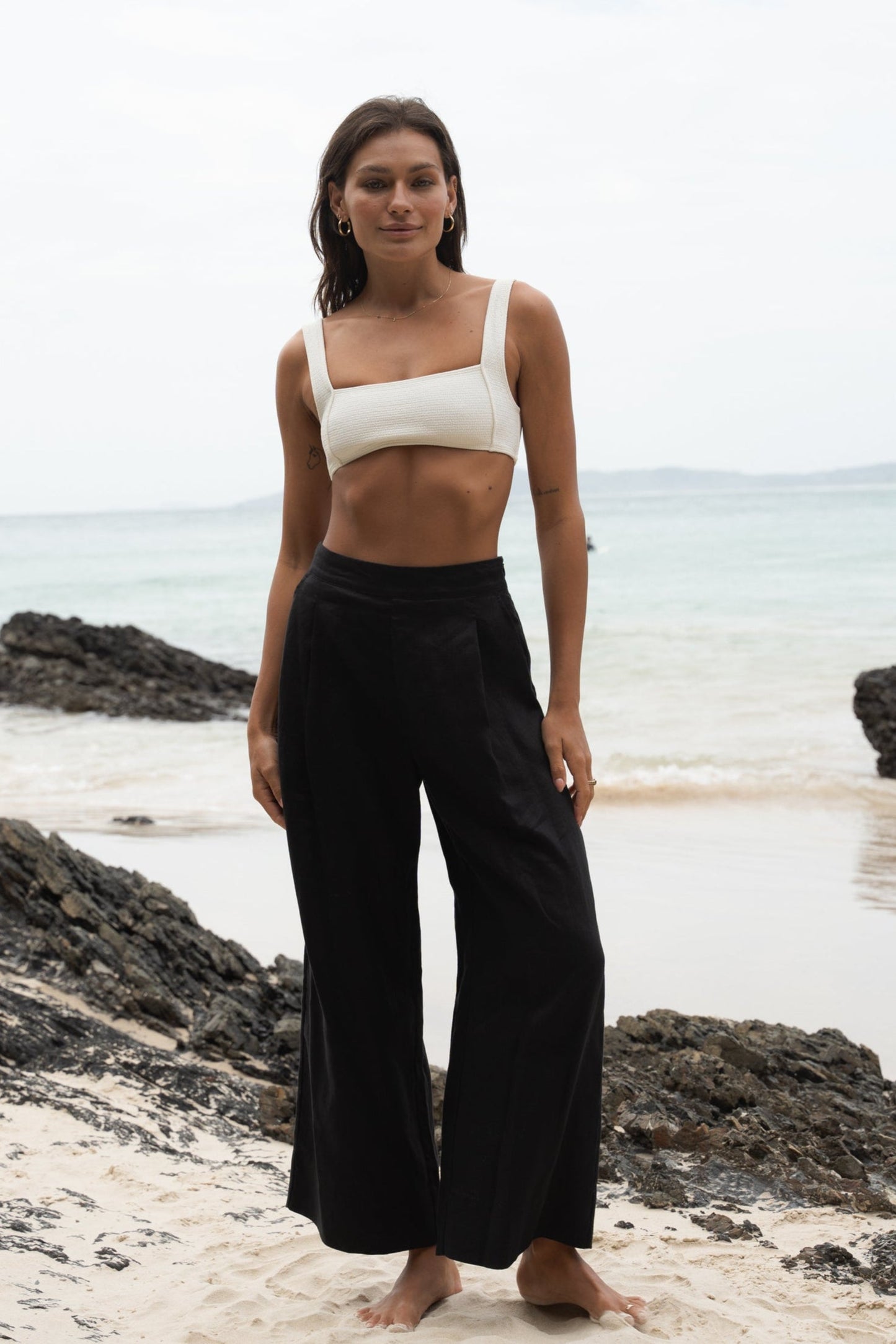 Ivy Black Linen Crop Pants