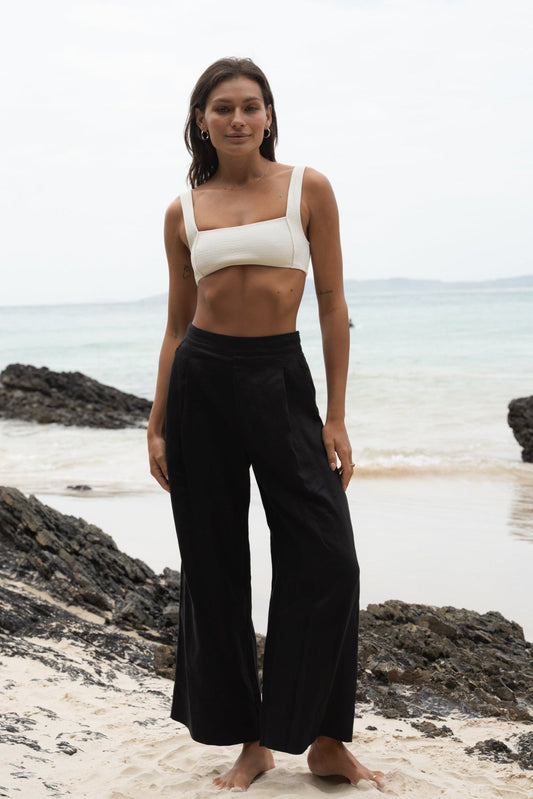 Ivy Black Linen Crop Pants