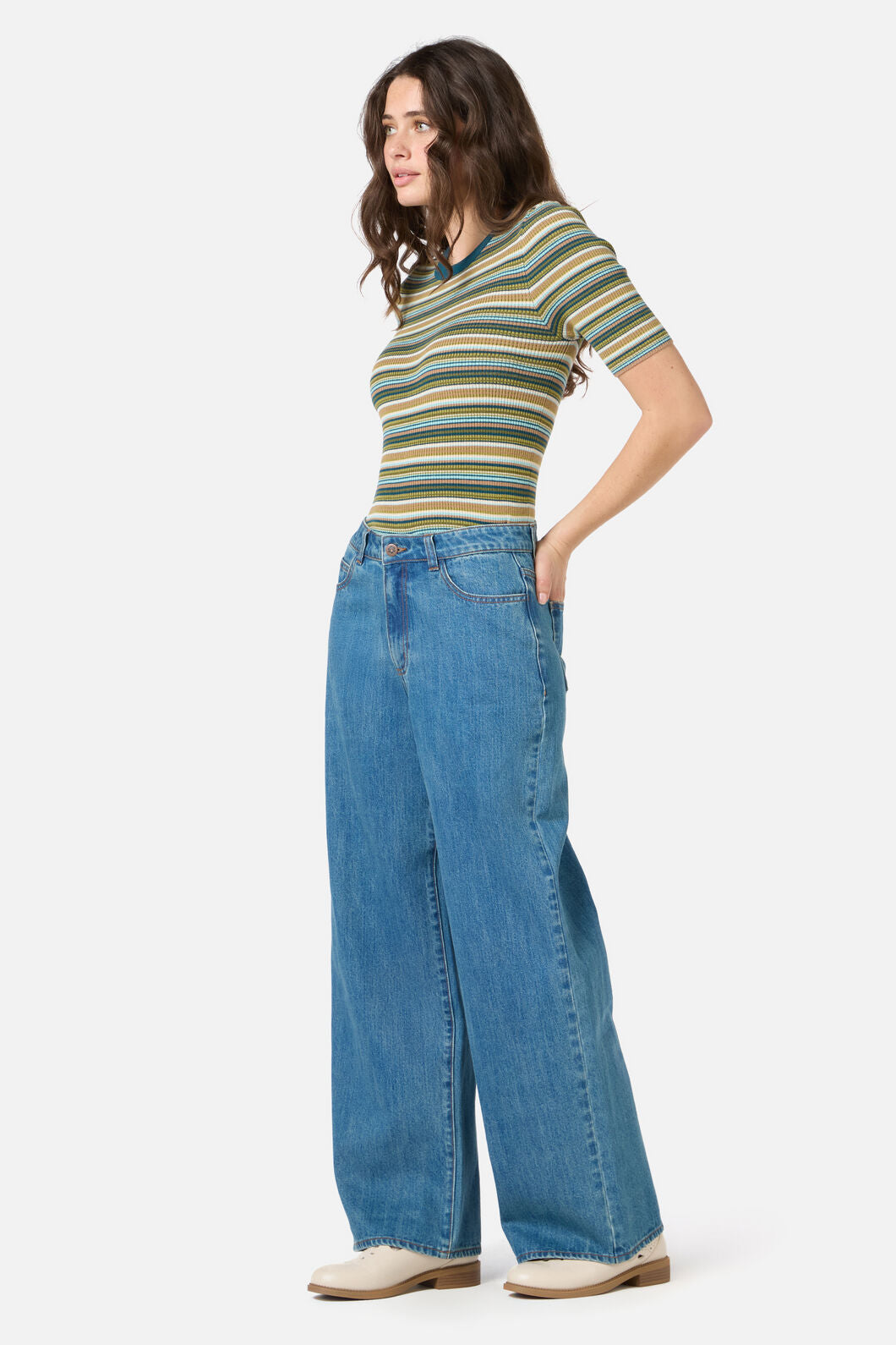 Ivy Mid Rise Striaght Leg Jean