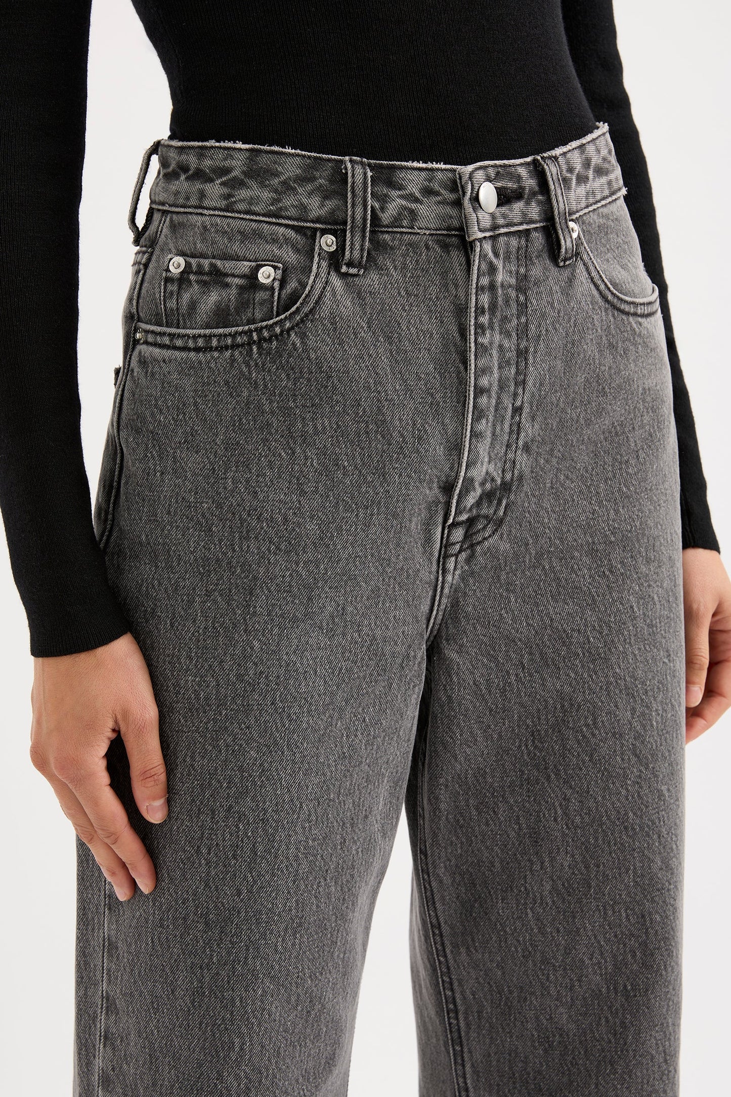 Organic Relaxed Leg Jean