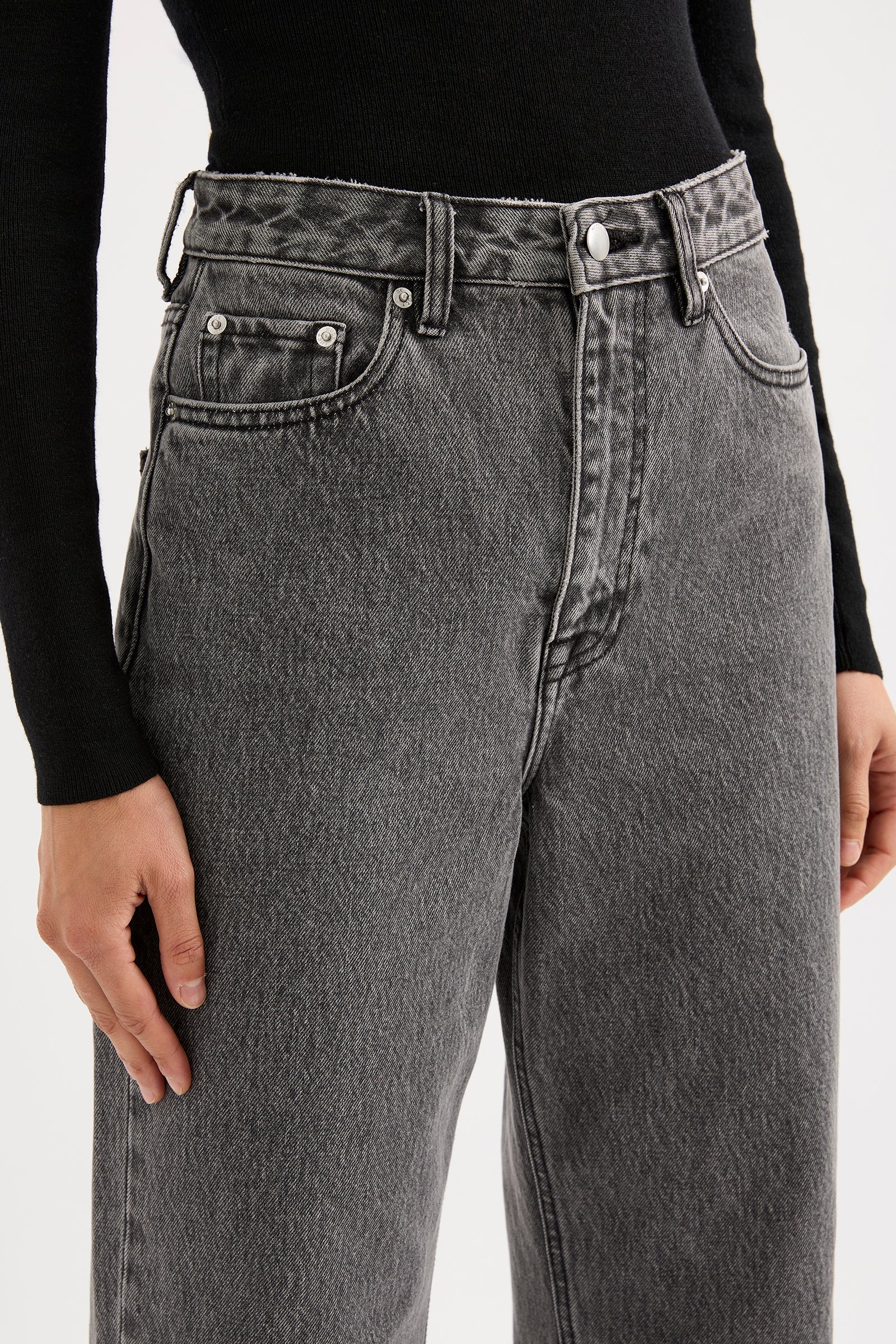 Organic Relaxed Leg Jean