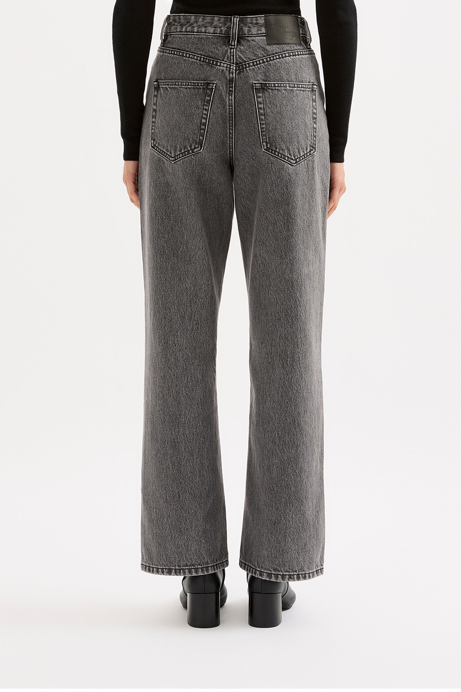 Organic Relaxed Leg Jean