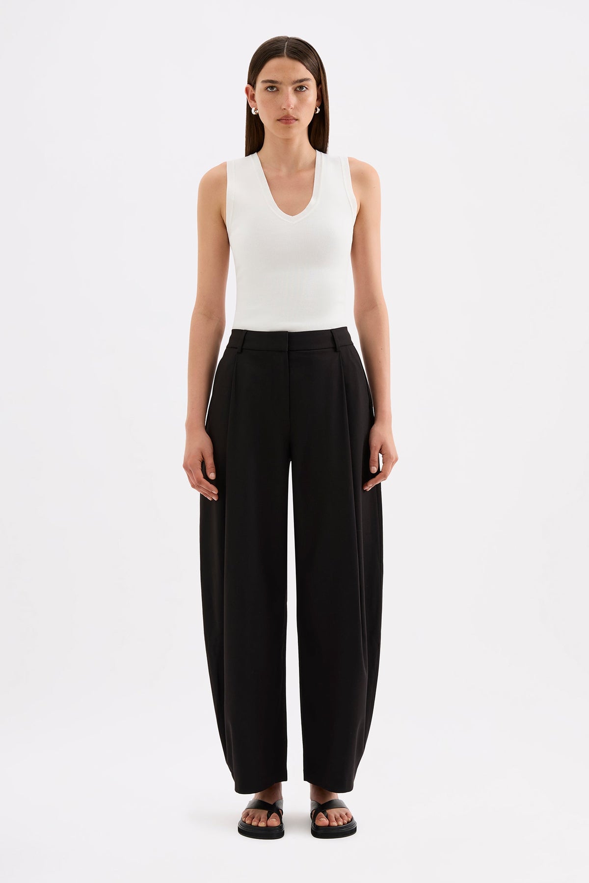 Manon Barrel Trouser