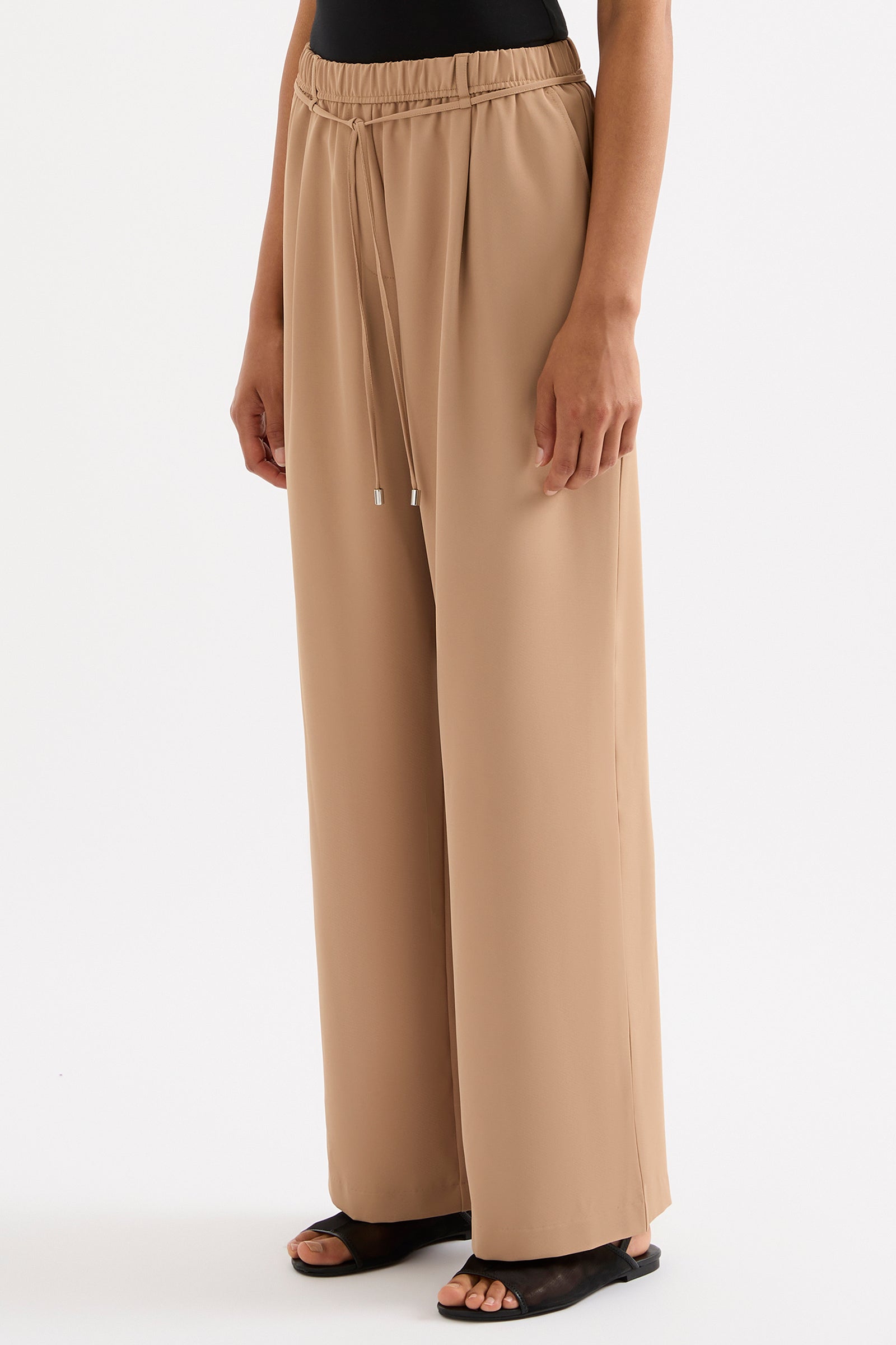 Romy Pant