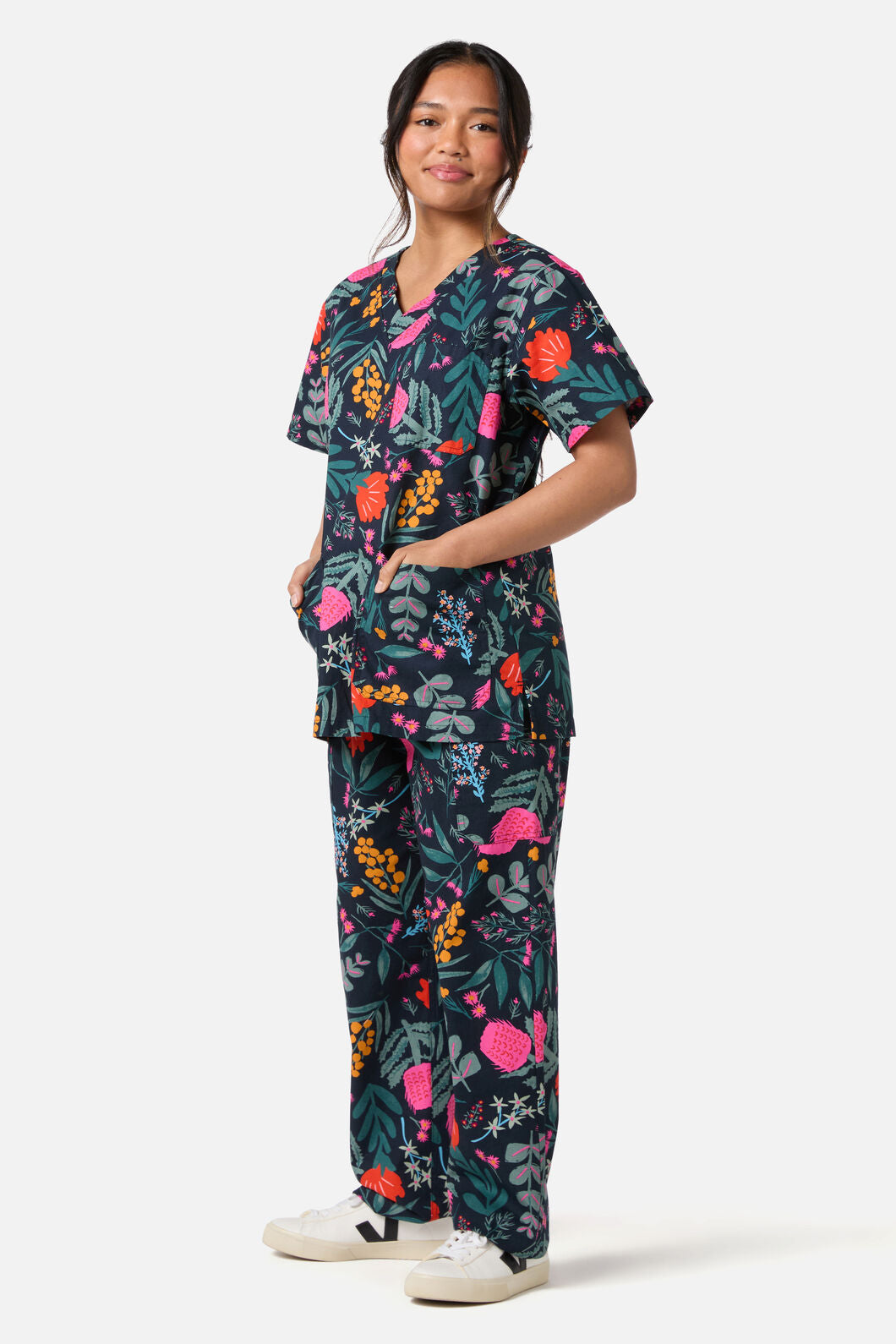 Eva Native Scrub Set