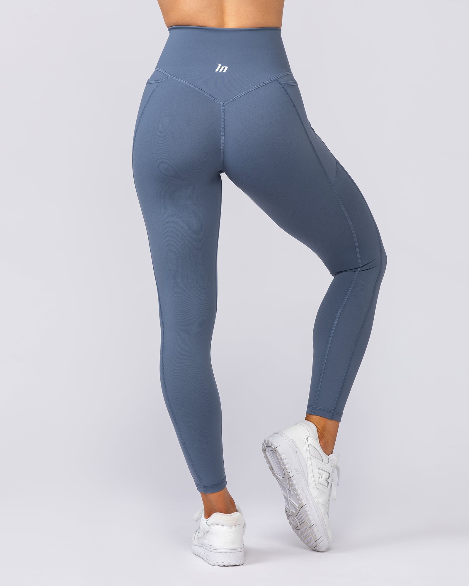 Agility Pocket Ankle Length Leggings
