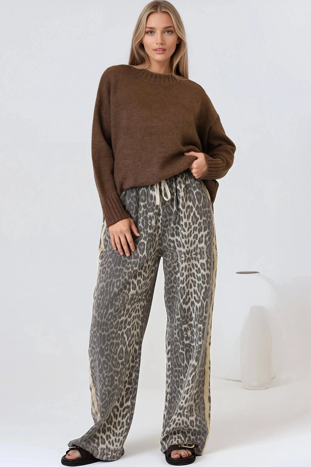 Zayne Pants - High Waisted Wide Leg Pants With Double Side Strip In Leopard Print