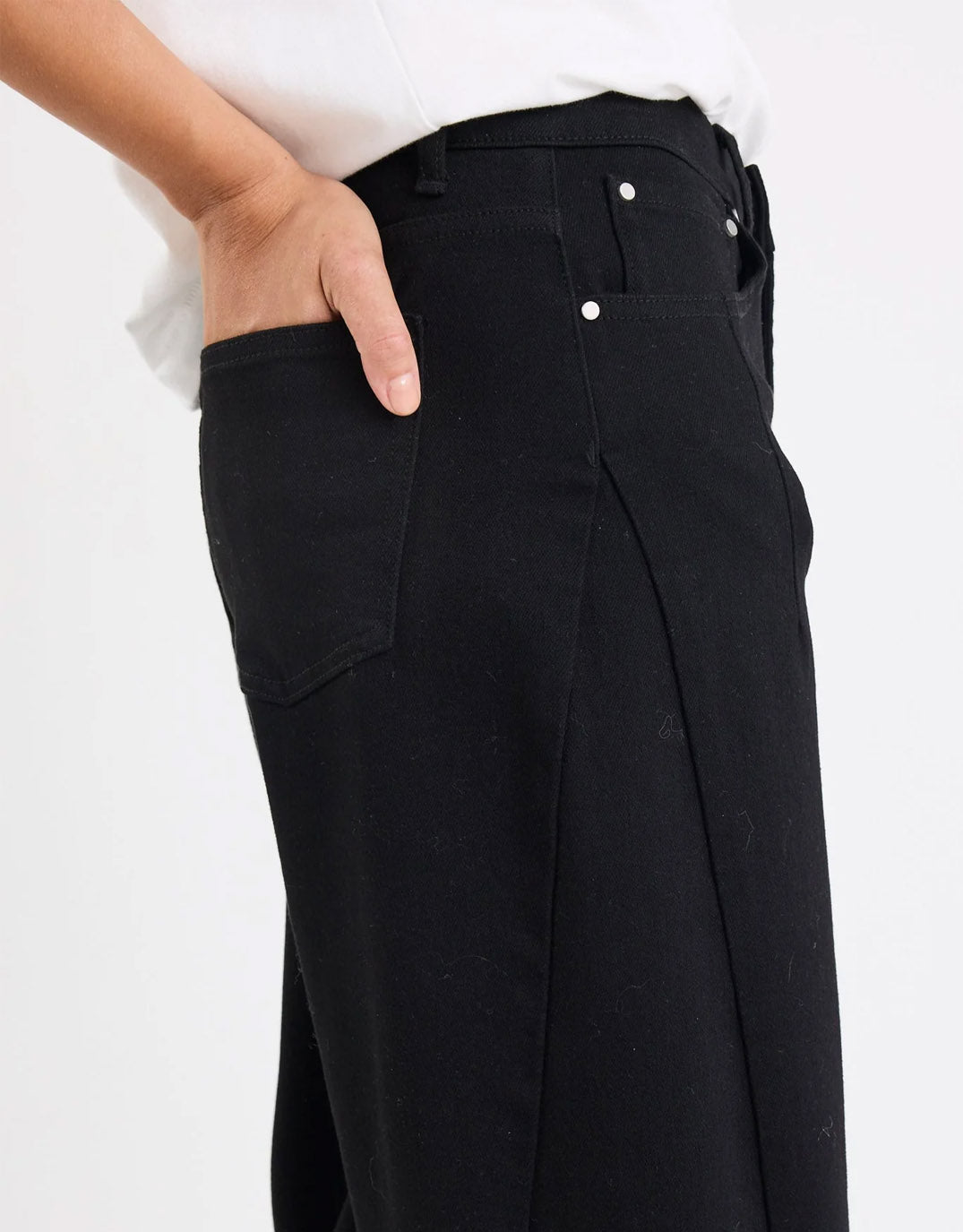 Graduate Stretch Barrel Jeans - Jet Black