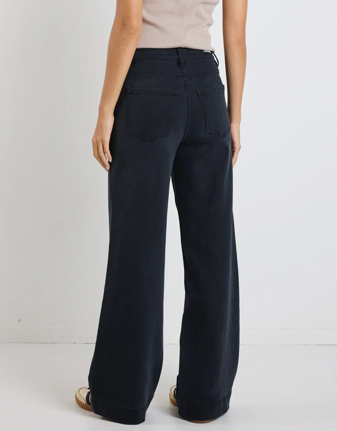 Zoey High Rise Stretch Denim Jean - Black