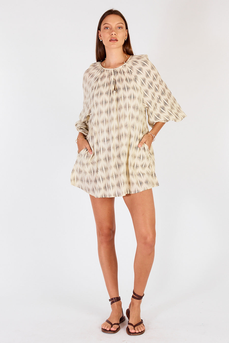 Cowgirl Surfer Mano Mini Cream