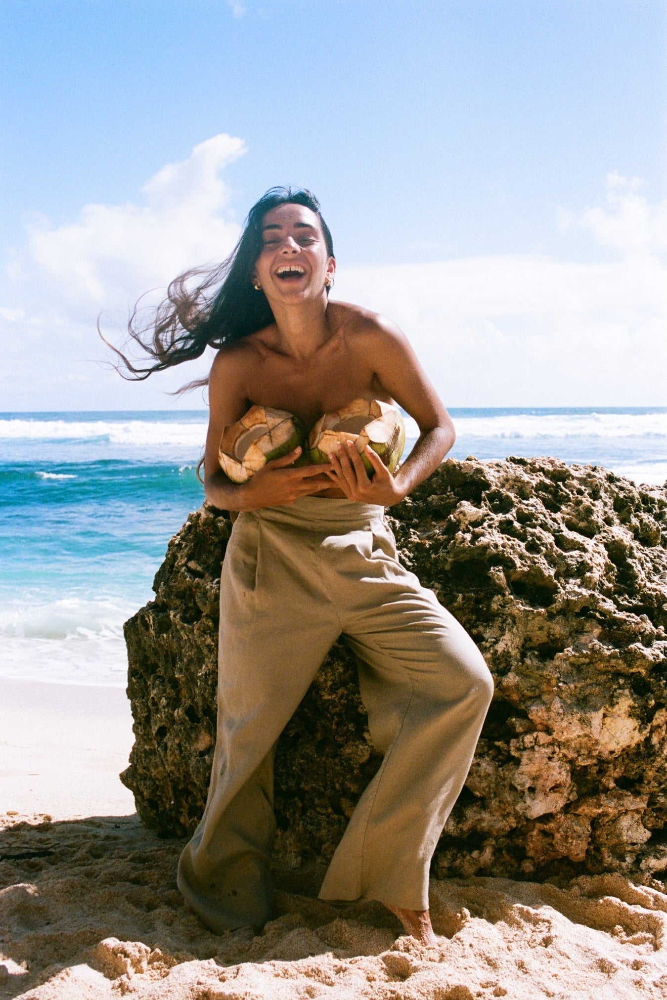 Ivy Taupe Linen Crop Pants