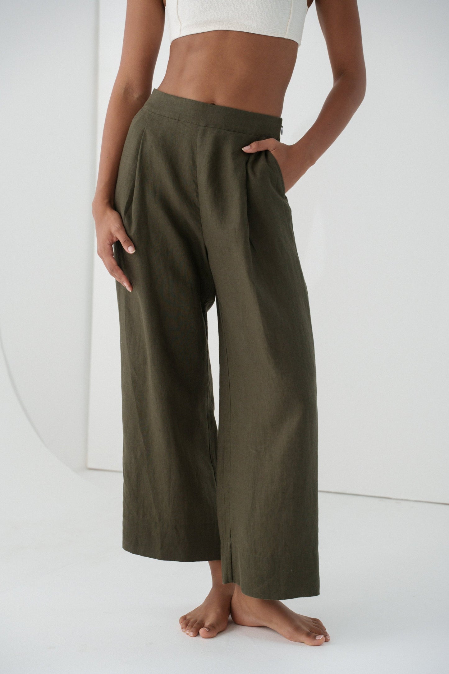 Ivy Khaki Linen Crop Pants